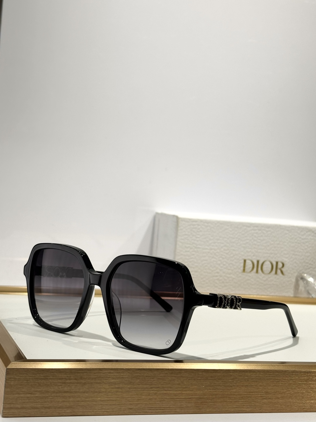 Dior Oversized Square Sunglasses – Luxury Designer Eyewear for Women