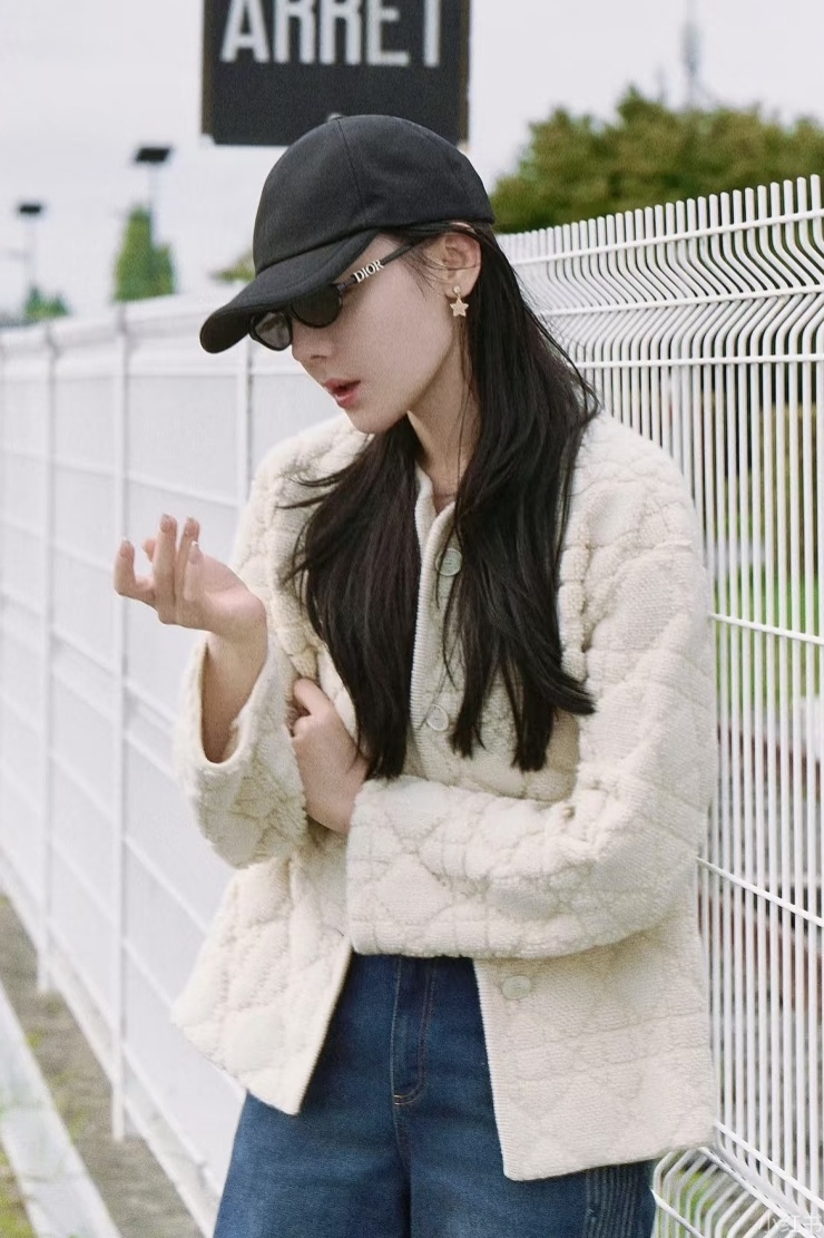 Dior Oval Sunglasses – Luxury Black Designer Eyewear for Women