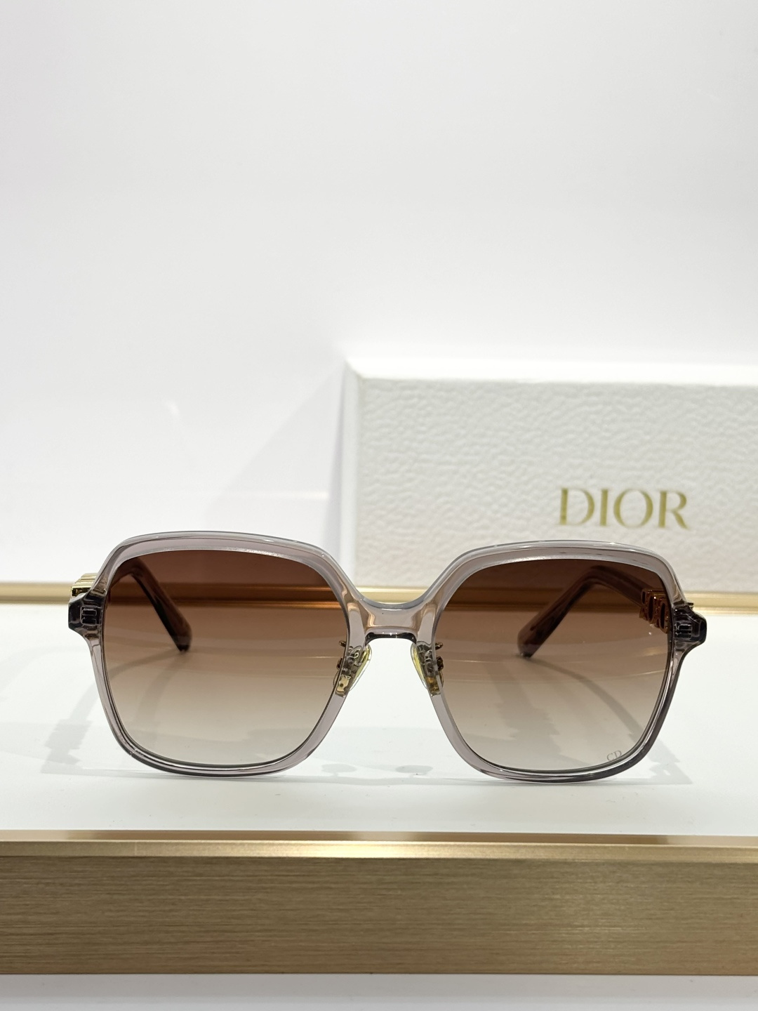 DiorTreasure S1F Square Sunglasses – Translucent Purple & Gold
