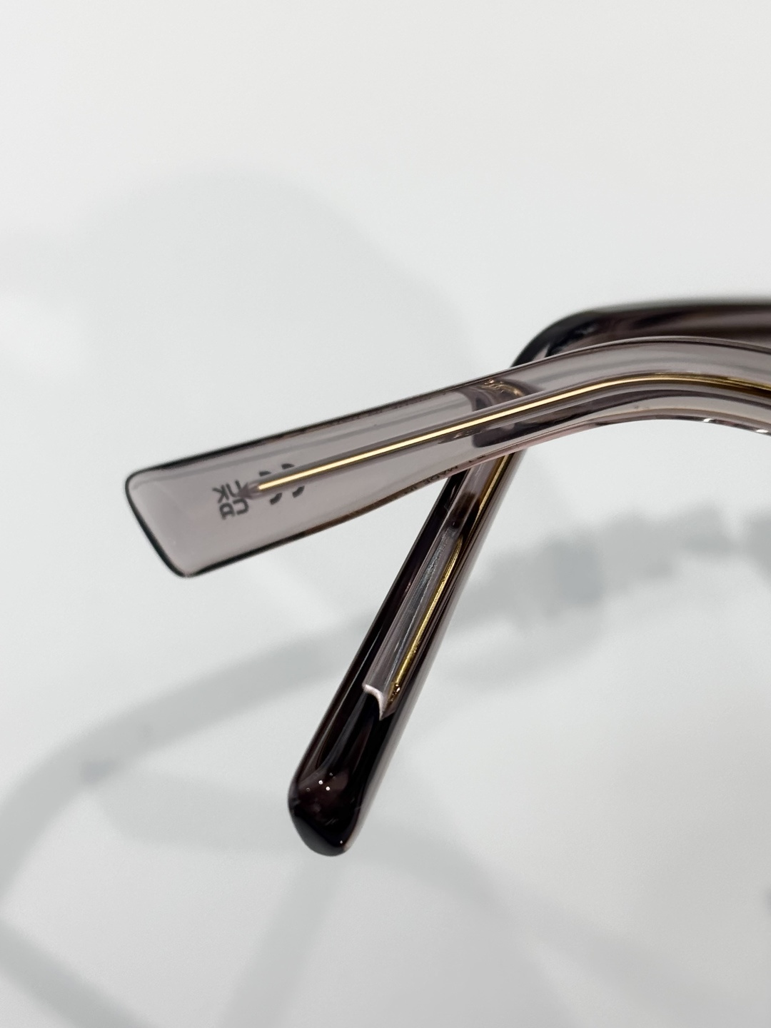 DiorTreasure S1F Square Sunglasses – Translucent Purple & Gold