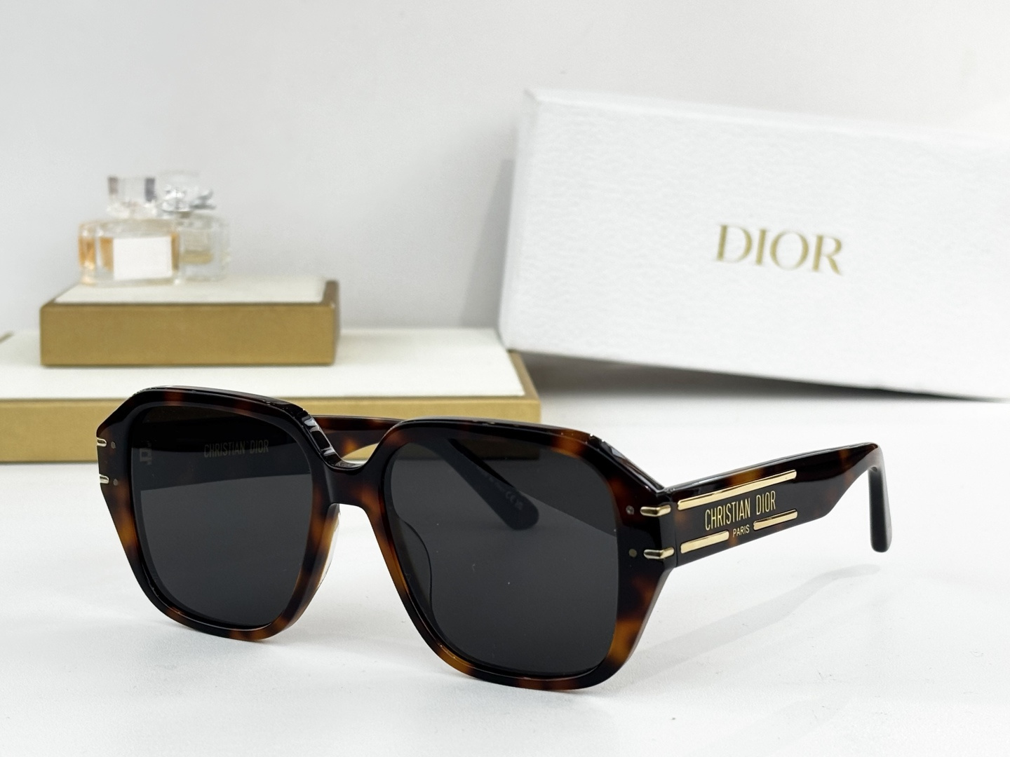 Christian Dior Signature Oversized Square Sunglasses for Women