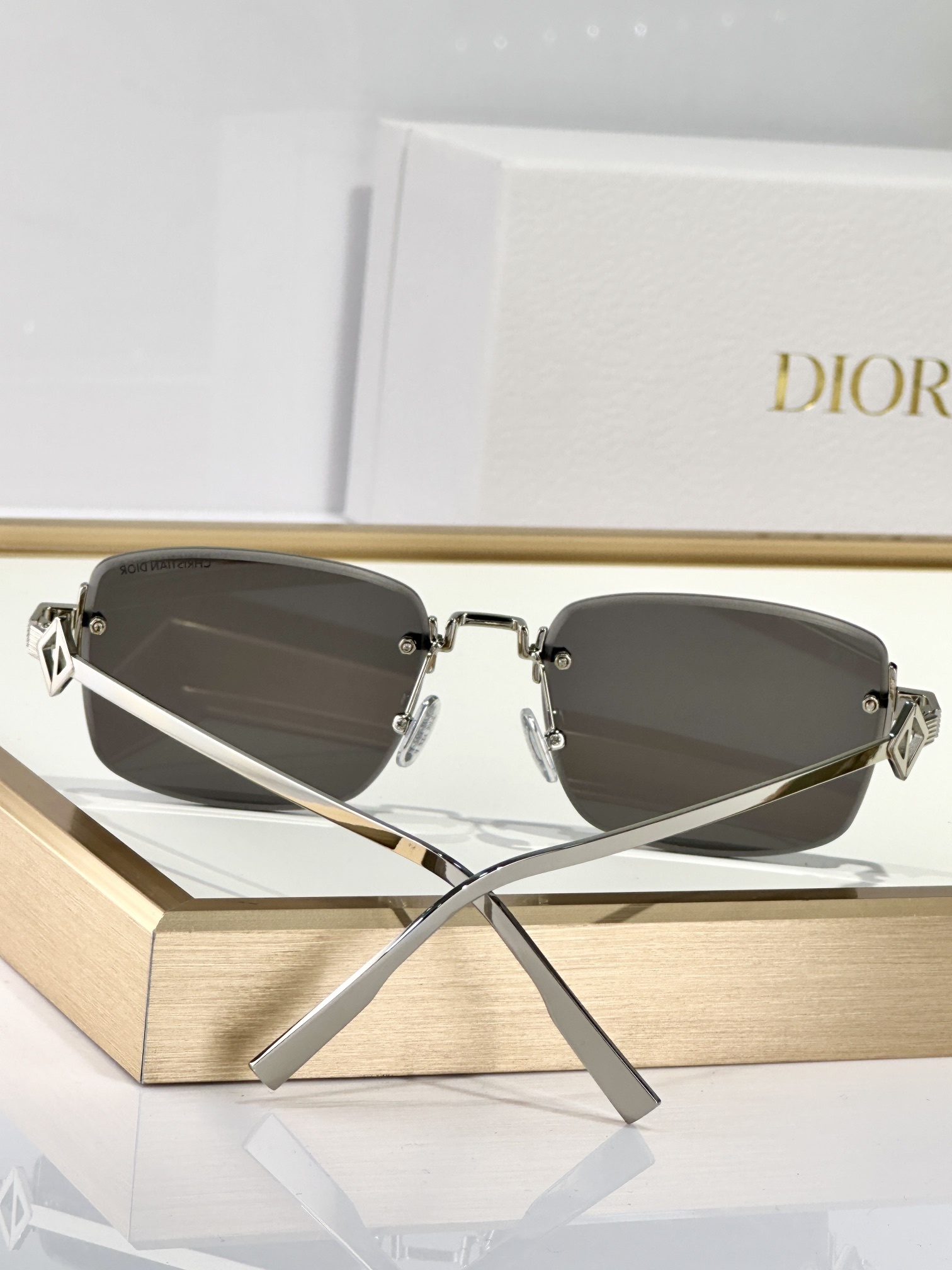 Dior CD Diamond S11U Gray Rectangular Rimless Sunglasses