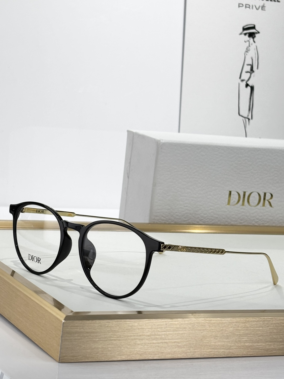 Dior Round Designer Eyeglasses – Premium Acetate & Metal