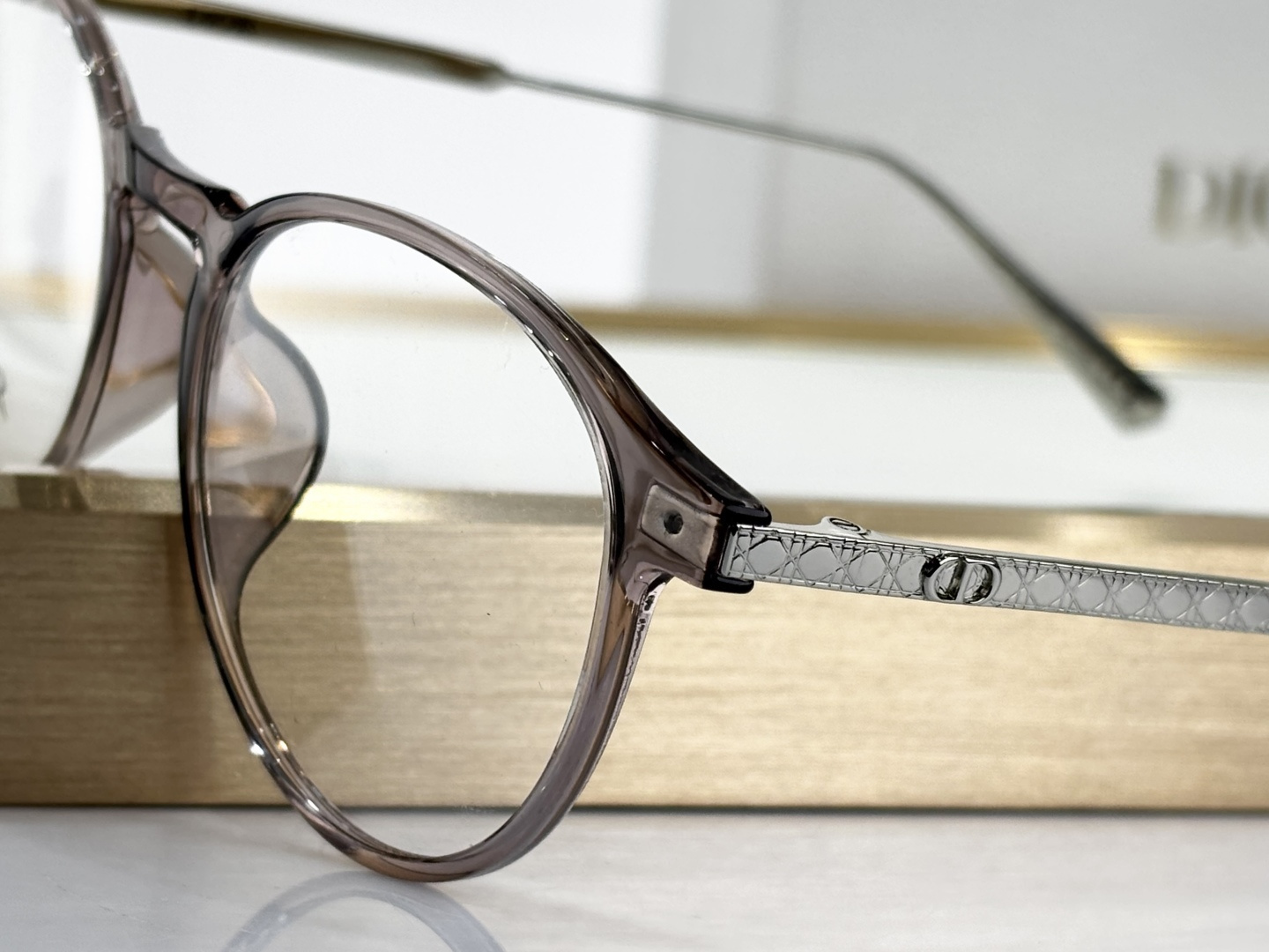 Dior Round Designer Eyeglasses – Premium Acetate & Metal