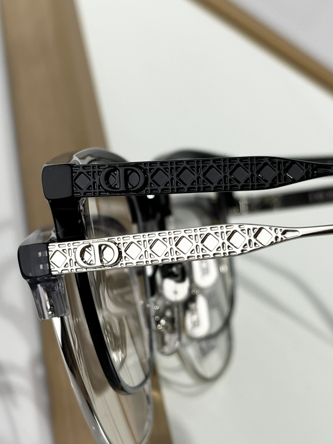 Dior Luxury Browline Eyeglasses – Elegant Designer Frames