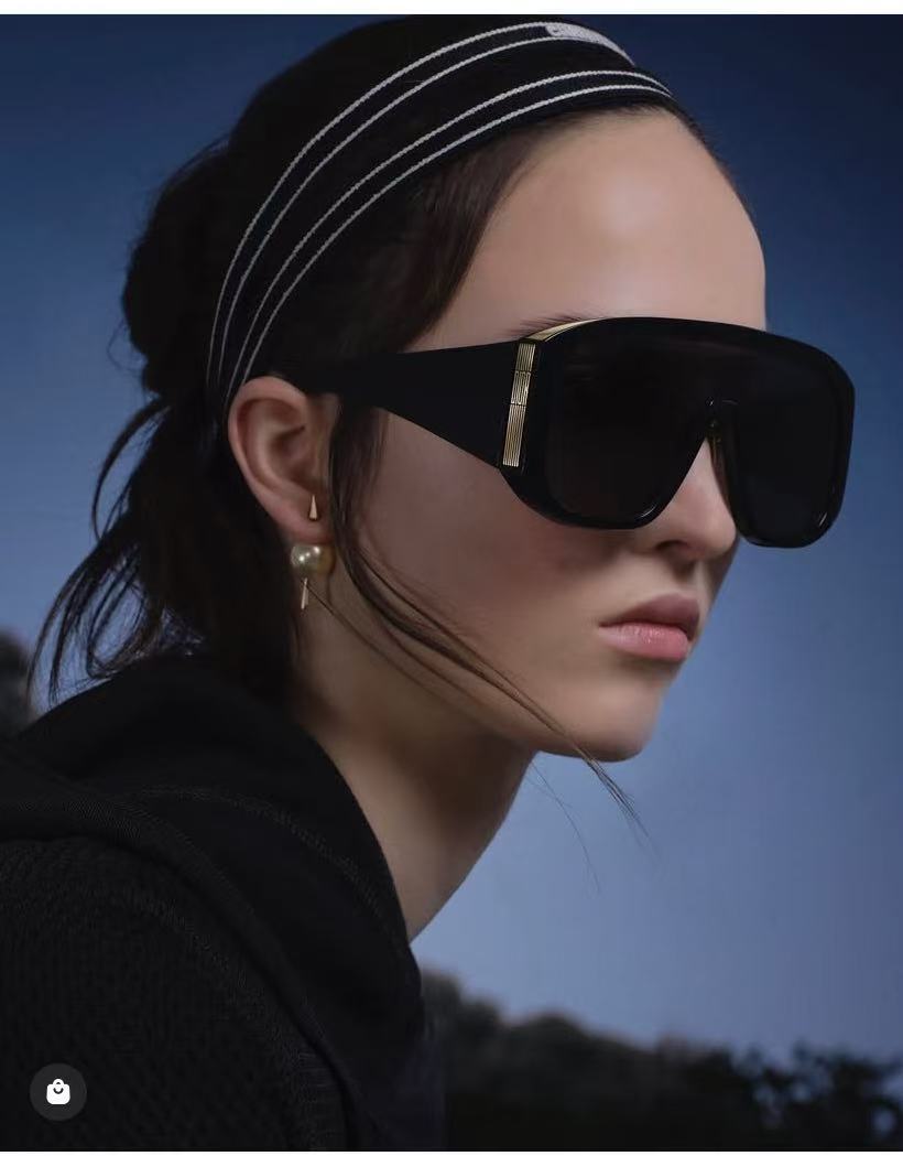 Dior Oversized Shield Sunglasses – Black & Gold Luxury Eyewear