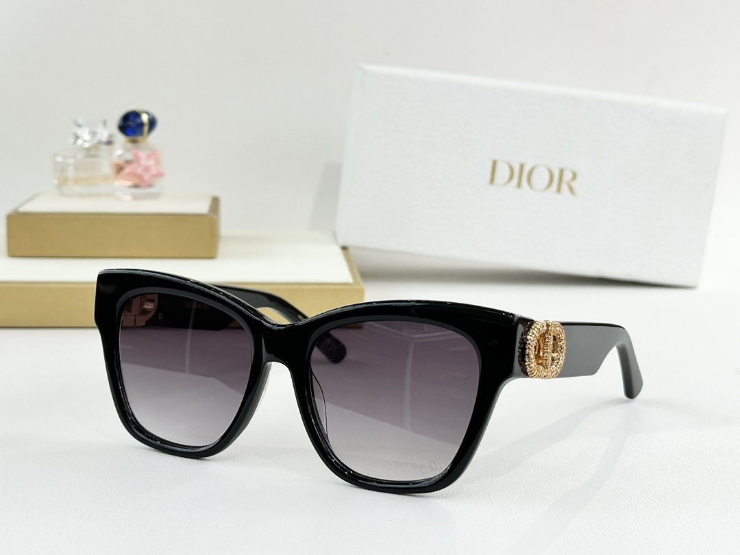 Luxury Dior Oversized Cat-Eye Sunglasses with Crystal CD Logo