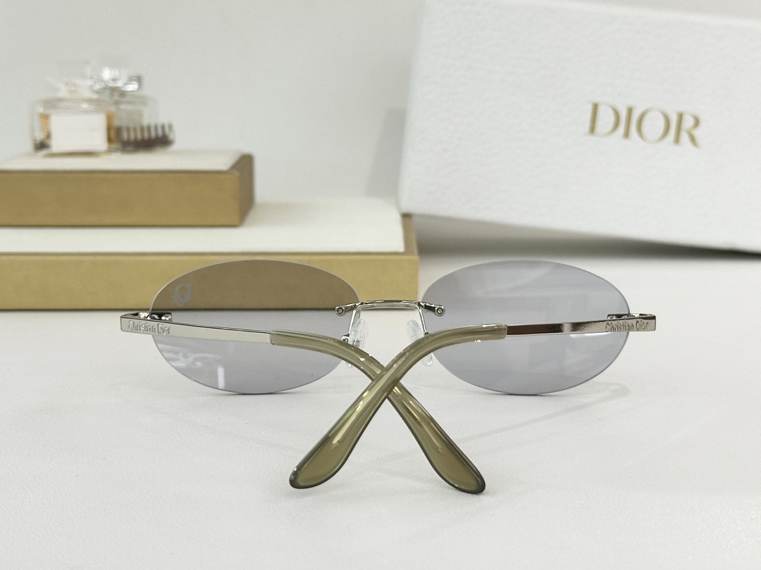 Dior Oval Rimless Sunglasses – Vintage Luxury Eyewear