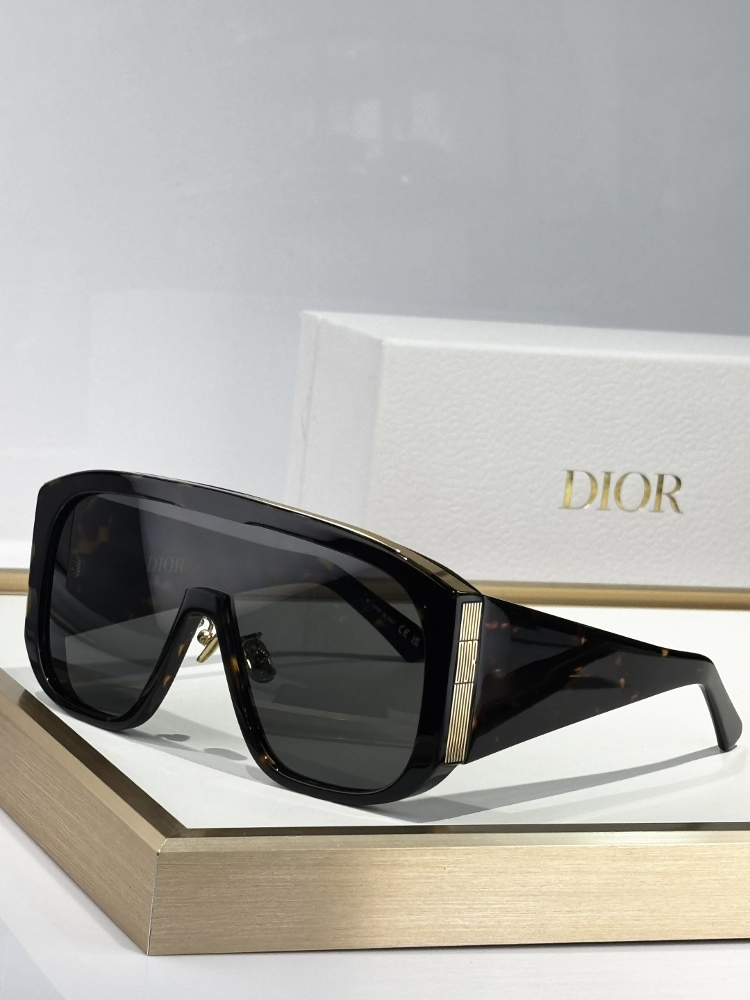 Dior Oversized Shield Sunglasses – Luxury Designer Eyewear