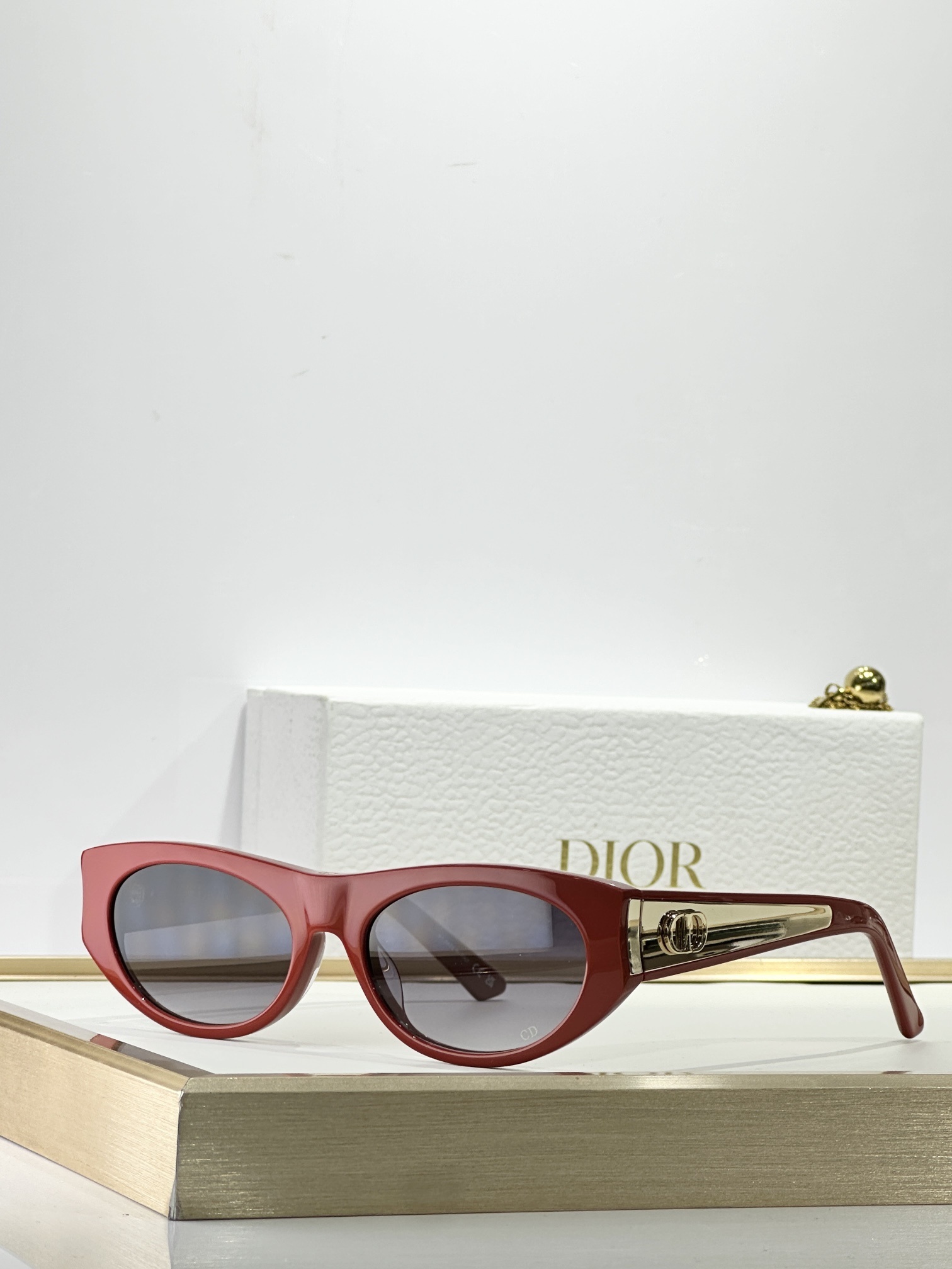 Dior Signature Cat-Eye Sunglasses – Luxury Designer Eyewear