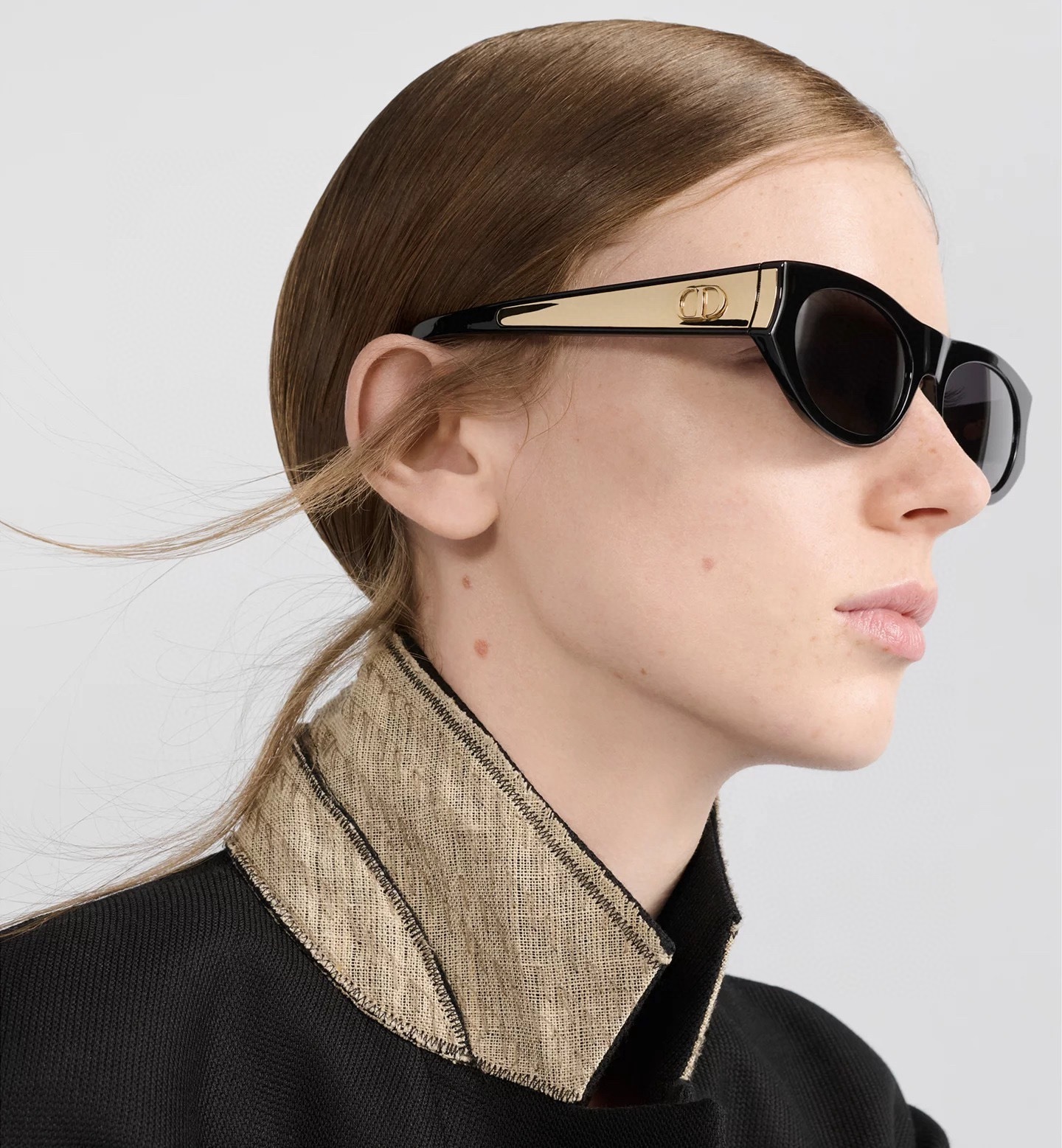 DiorGlow B2I Black Butterfly Sunglasses with Gold CD Signature