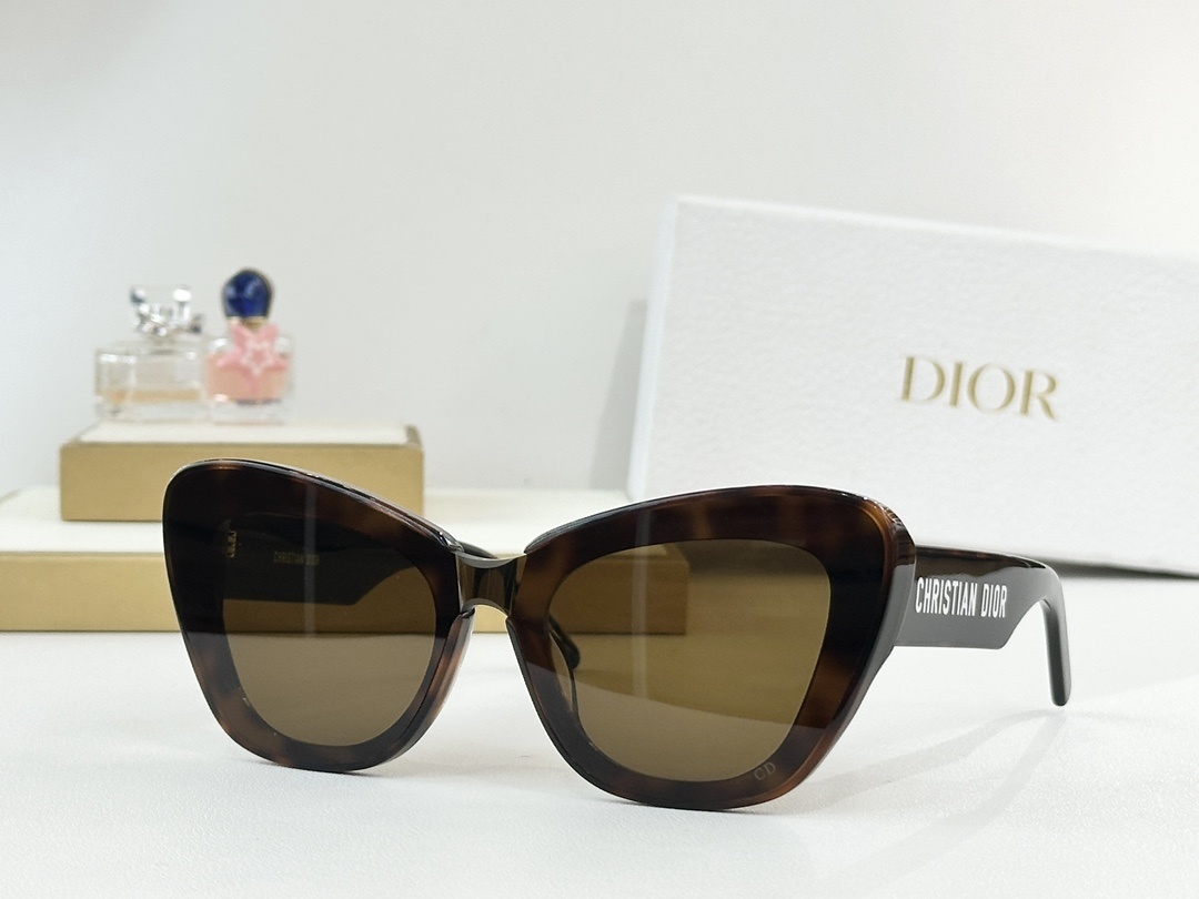 Christian Dior Luxury Cat-Eye Sunglasses for Women