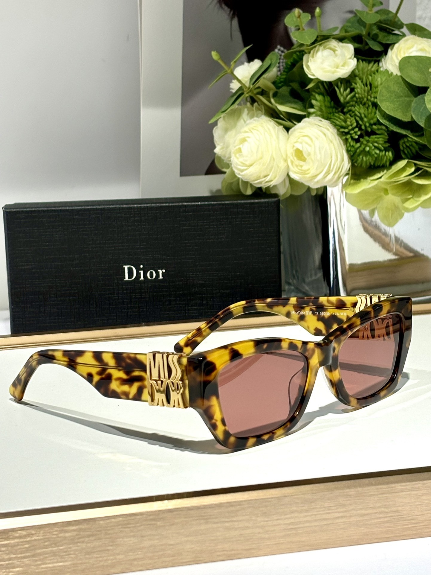 MissDior S1F Luxury Square Sunglasses – Chic Acetate Eyewear