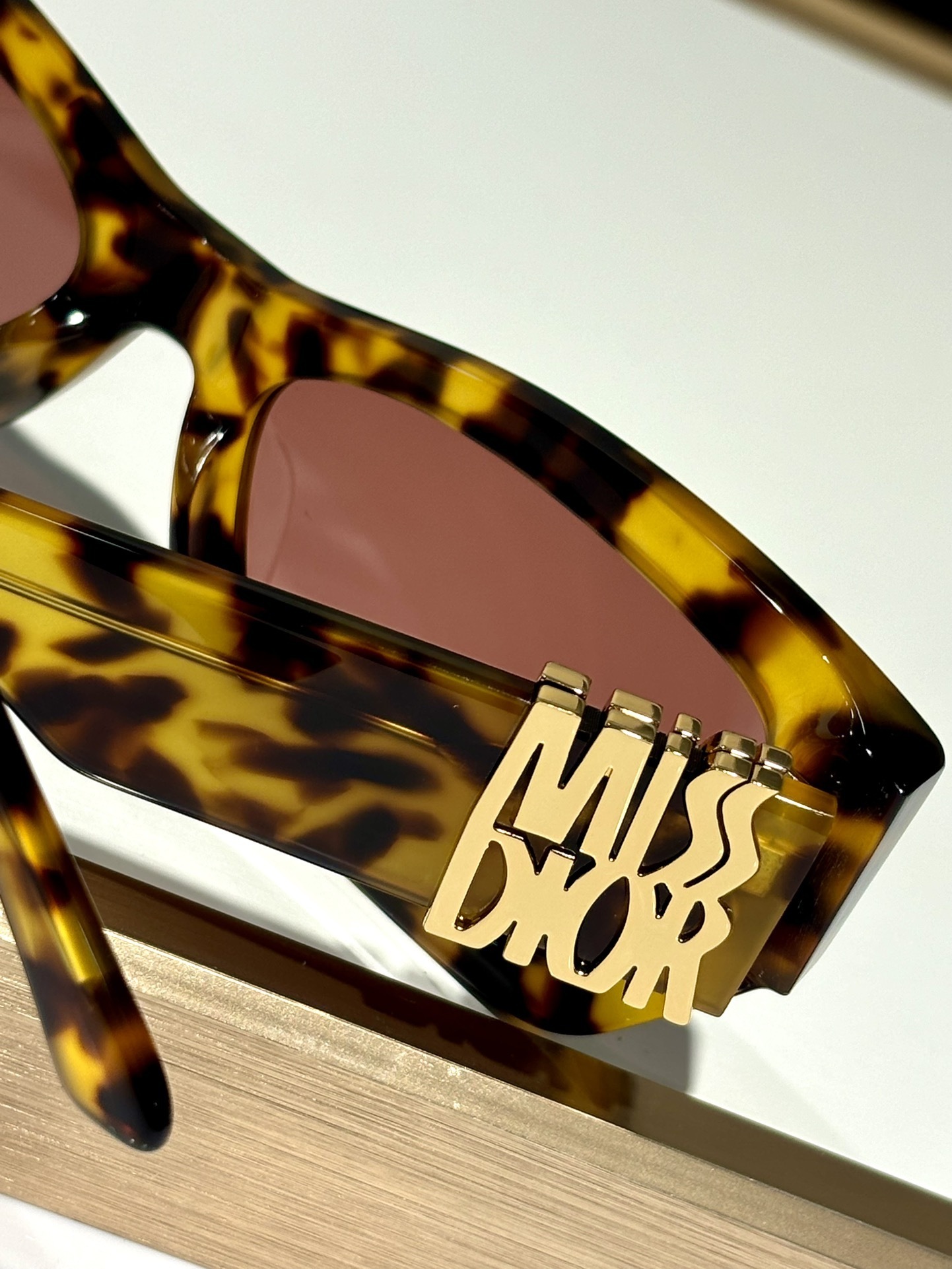 MissDior S1F Luxury Square Sunglasses – Chic Acetate Eyewear