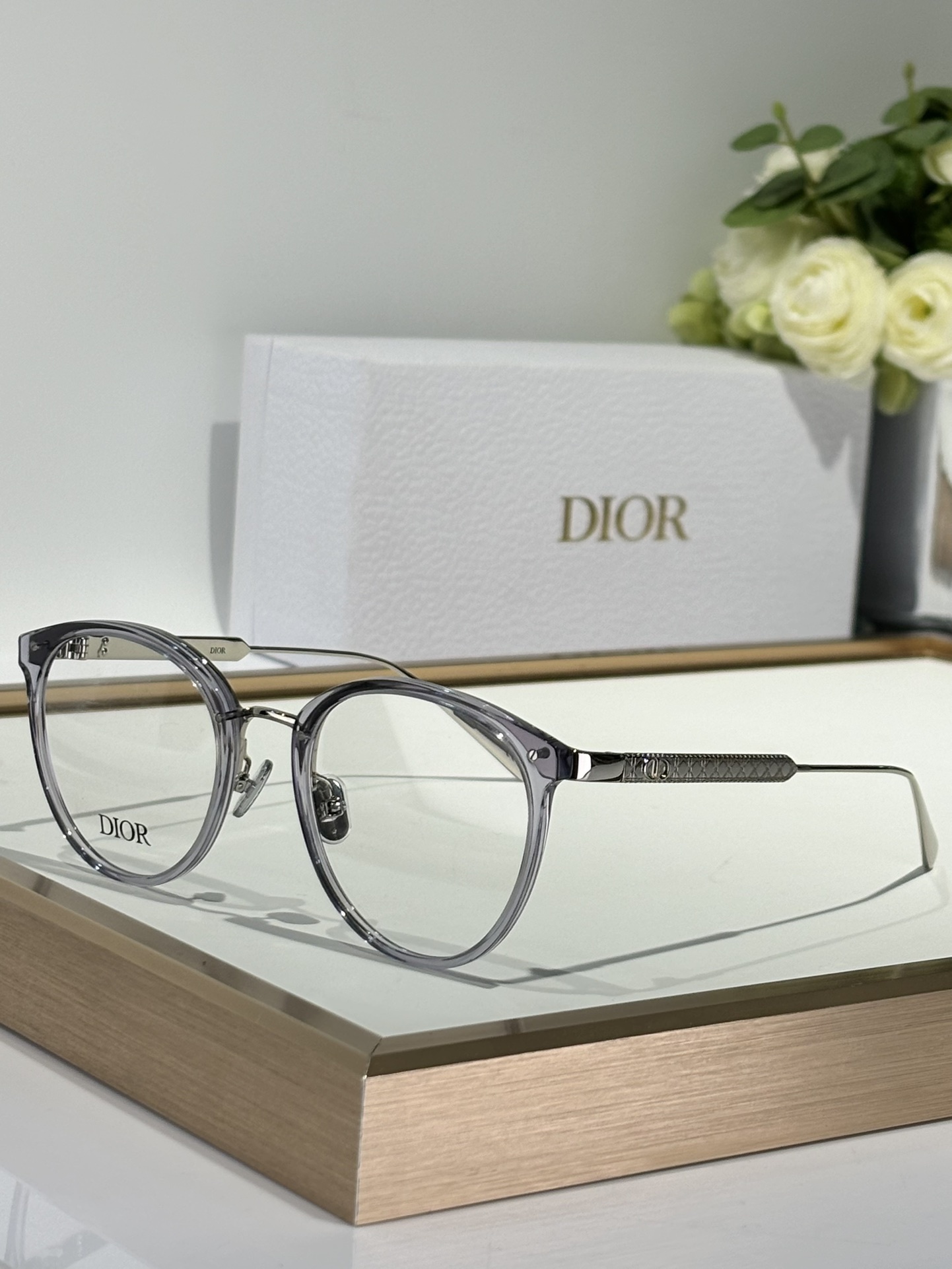 Dior Luxury Round Eyeglasses – Designer Optical Frames for Women