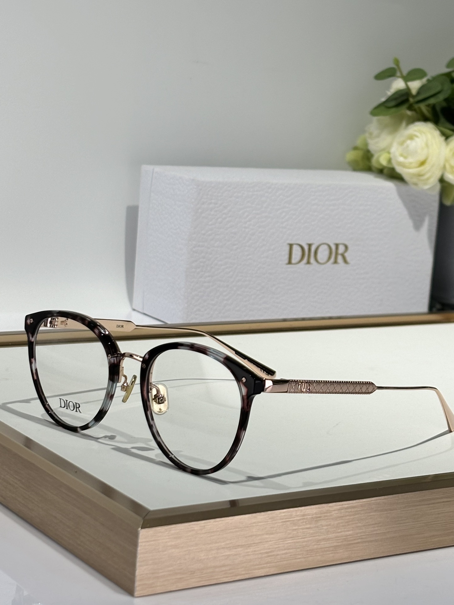 Dior Luxury Round Eyeglasses – Designer Optical Frames for Women