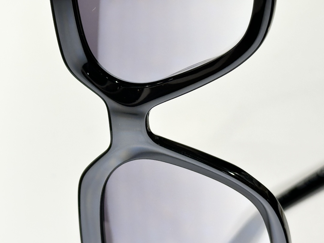 DiorMidnight S1I Square Sunglasses – Luxury Christian Dior Eyewear