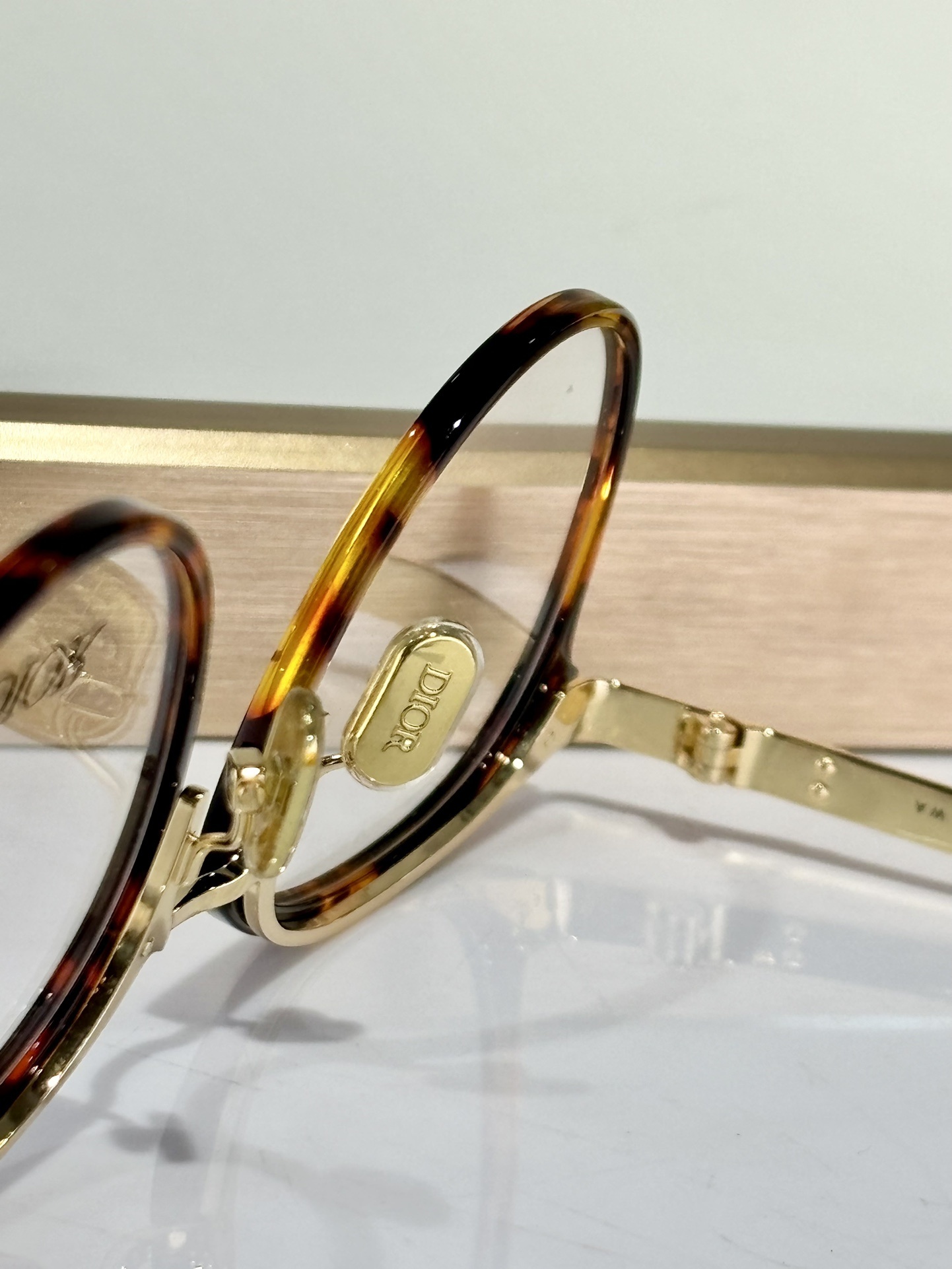 Dior Designer Eyeglasses – Elegant Round Frames for Women