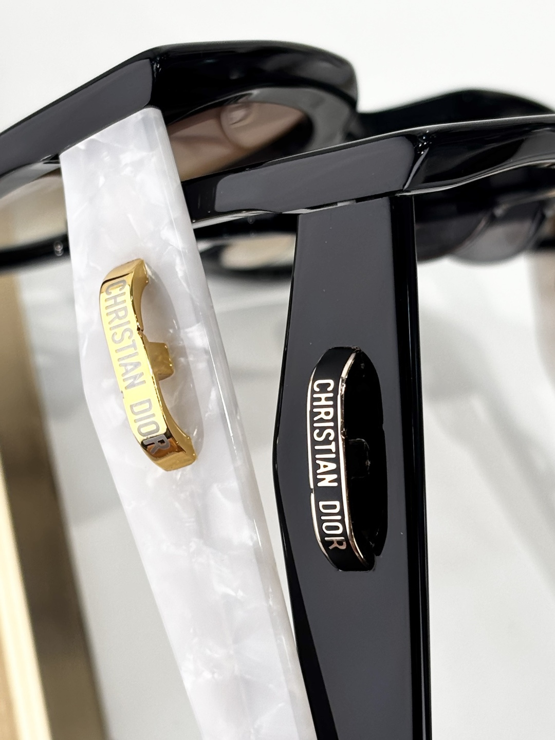 Christian Dior Oversized Square Sunglasses – Luxury Fashion Eyewear