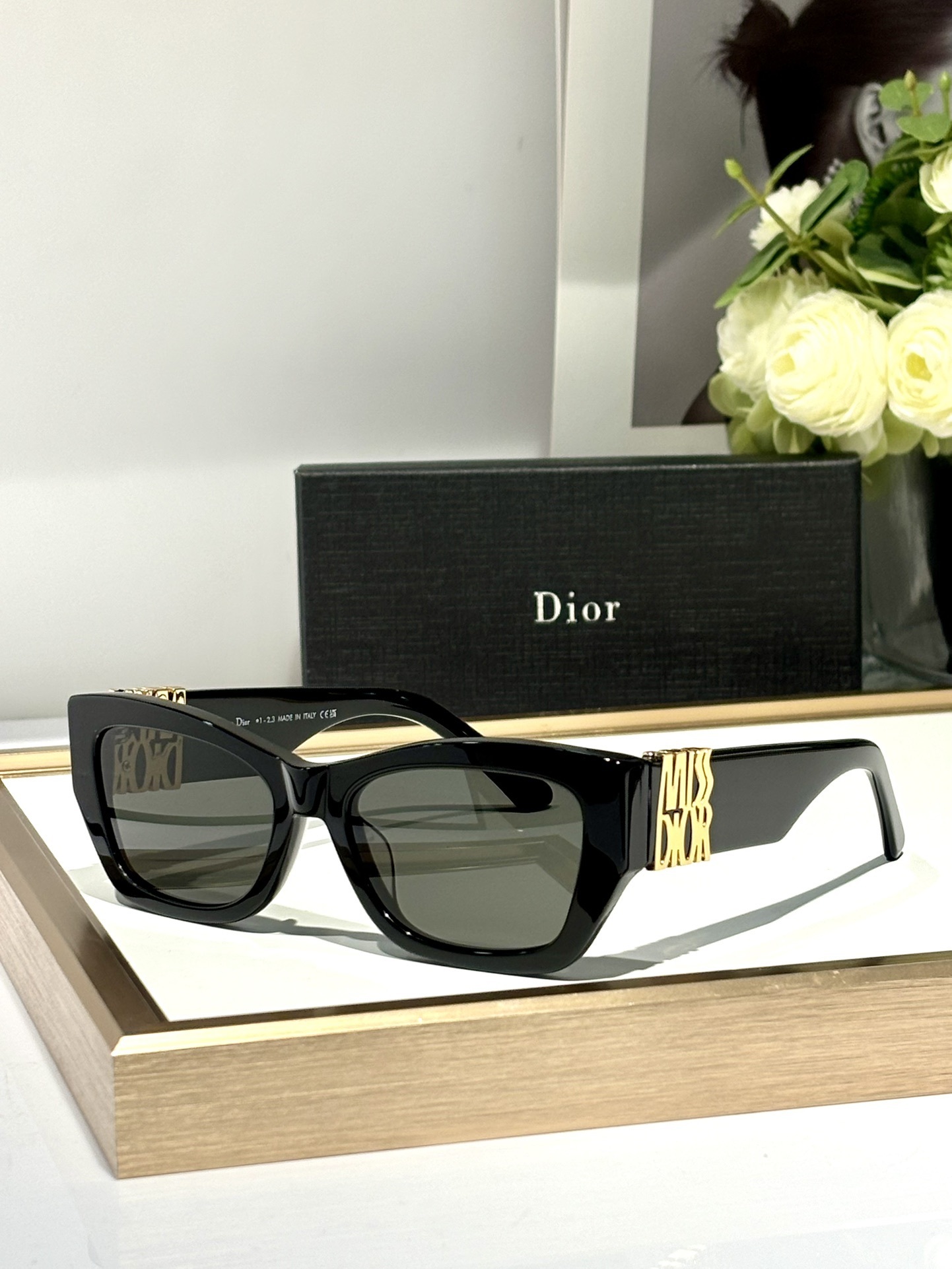 Miss Dior B1U Butterfly Sunglasses – Luxury Designer Eyewear
