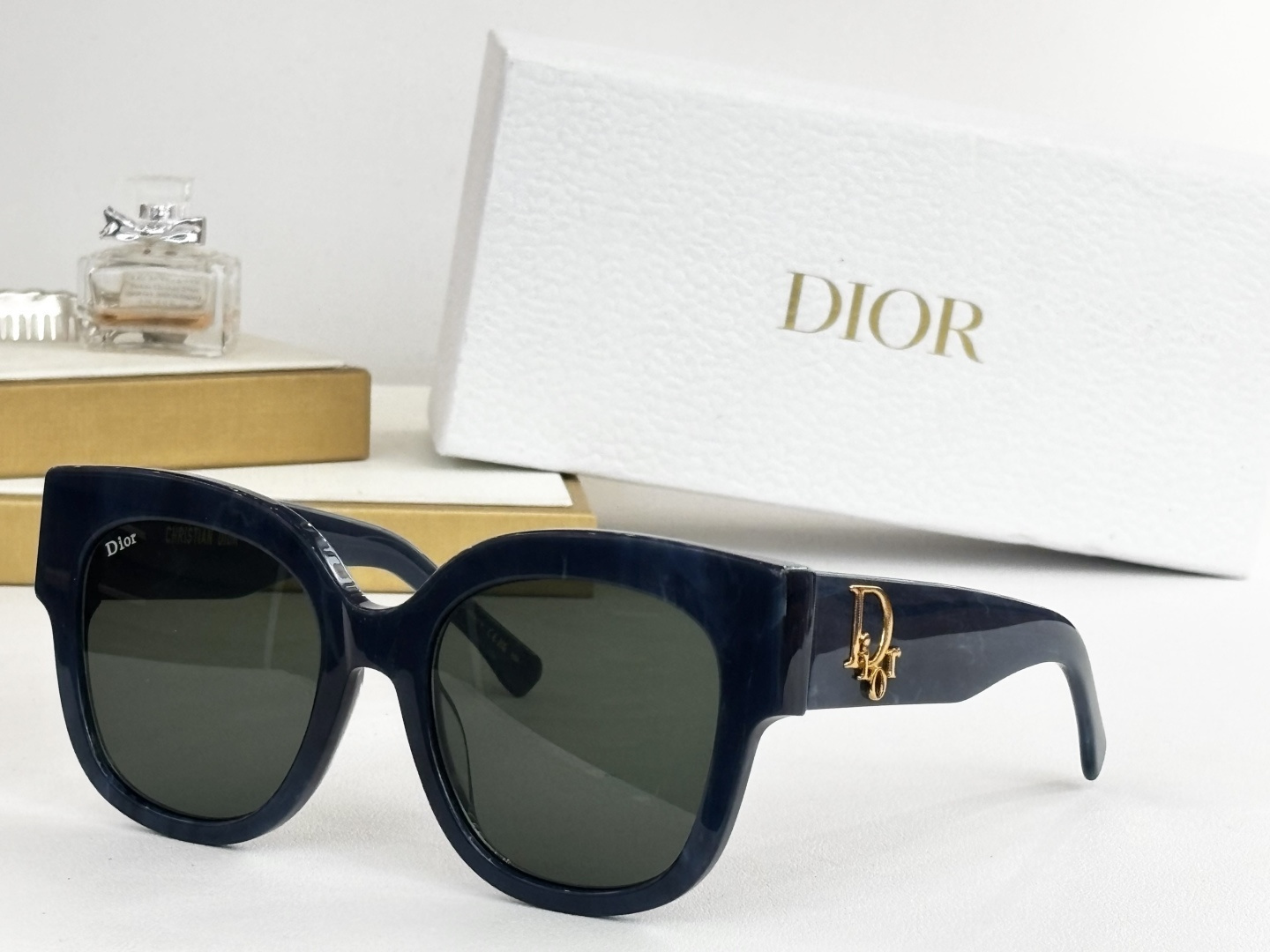 Dior Signature Oversized Square Sunglasses for Women