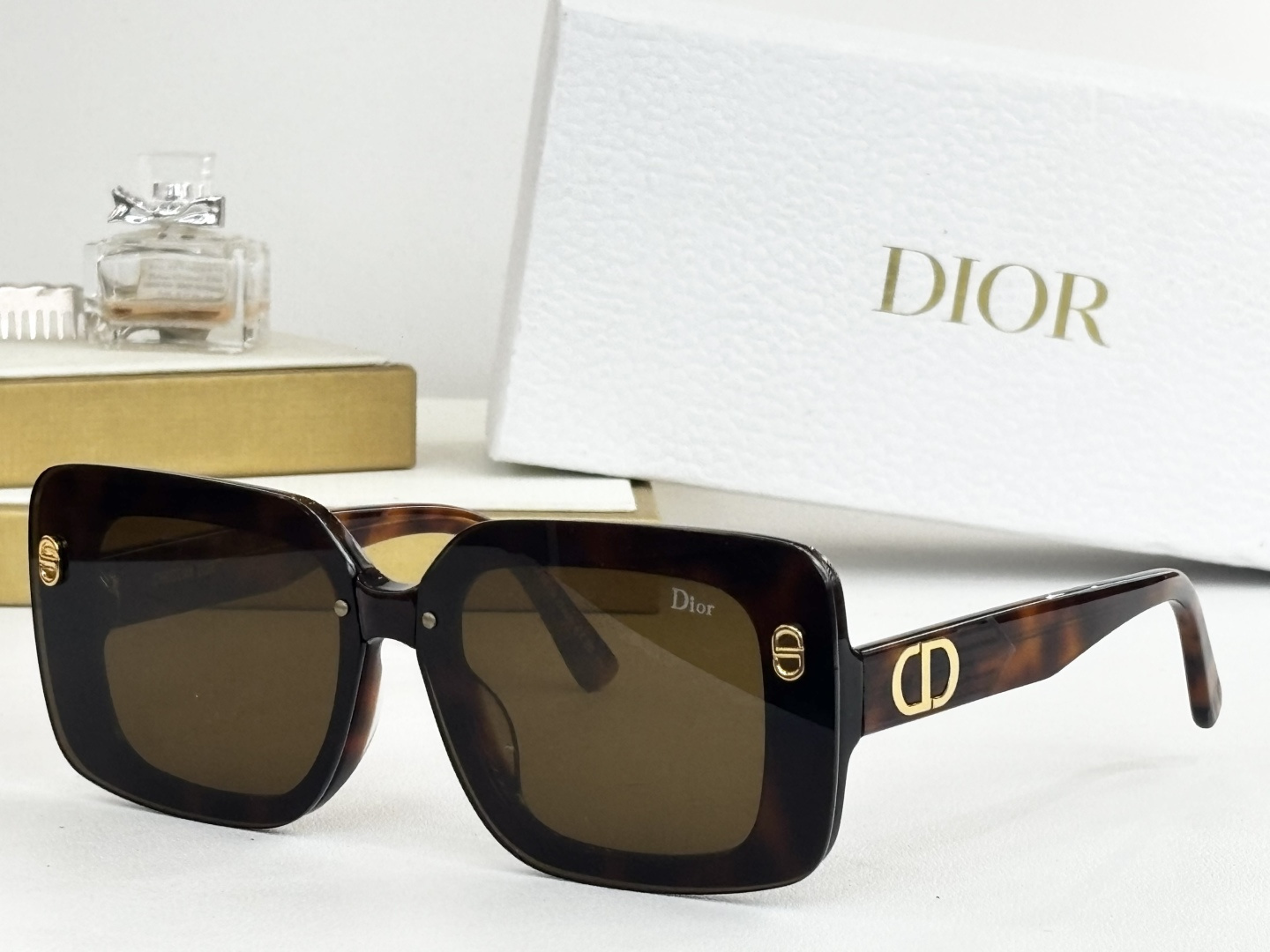 Dior Brown Tortoise Sunglasses – Square Frame, Gold CD Logo