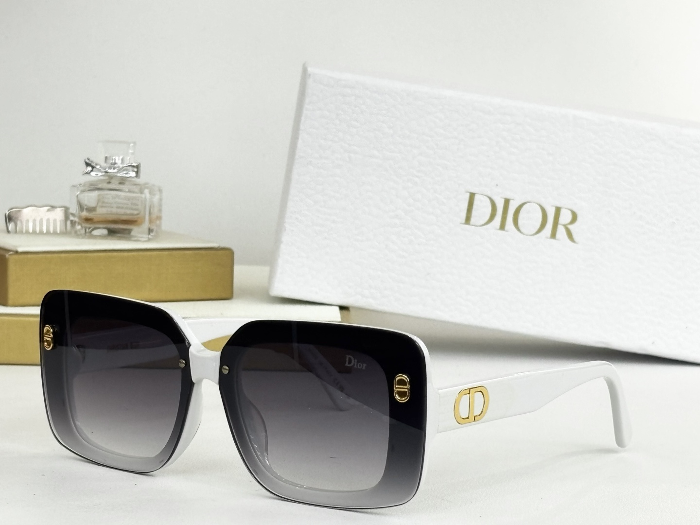 Dior Oversized Square Sunglasses – Luxury Women’s Eyewear