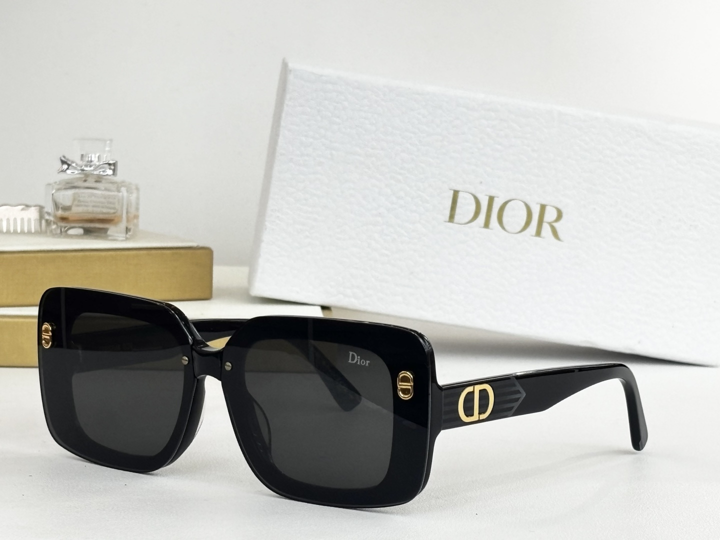Dior Oversized Square Sunglasses – Luxury Women’s Eyewear