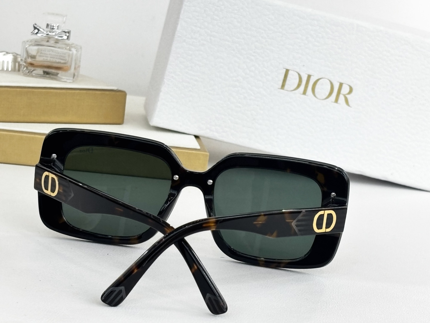 Dior Oversized Square Sunglasses – Luxury Women’s Eyewear