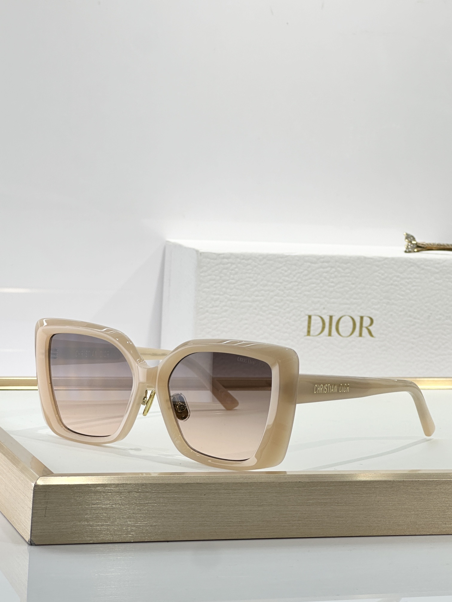 Christian Dior Oversized Square Sunglasses – Luxury Women’s Eyewear