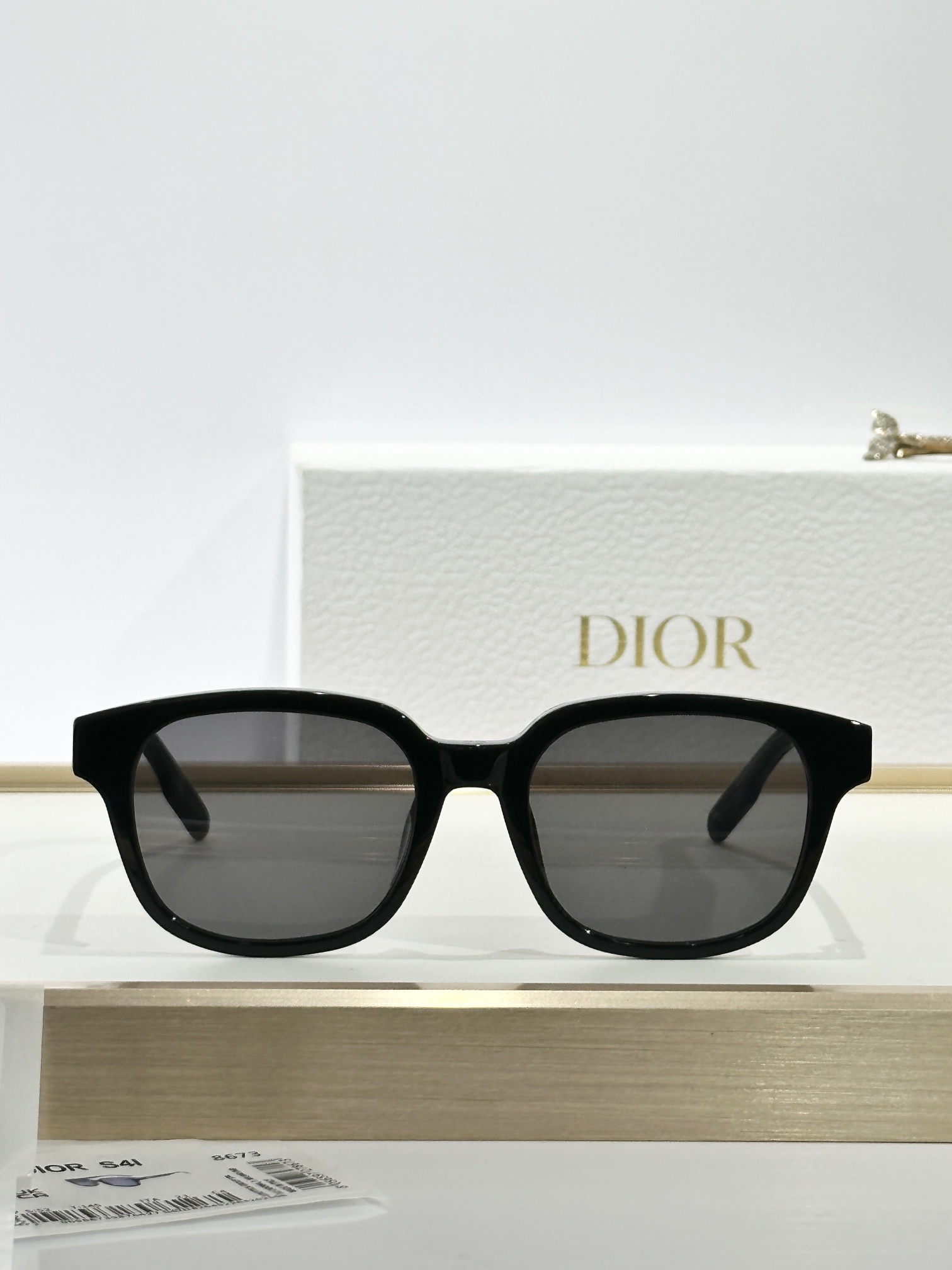 Dior CD Icon S4I Black Square Sunglasses – Premium Luxury Eyewear