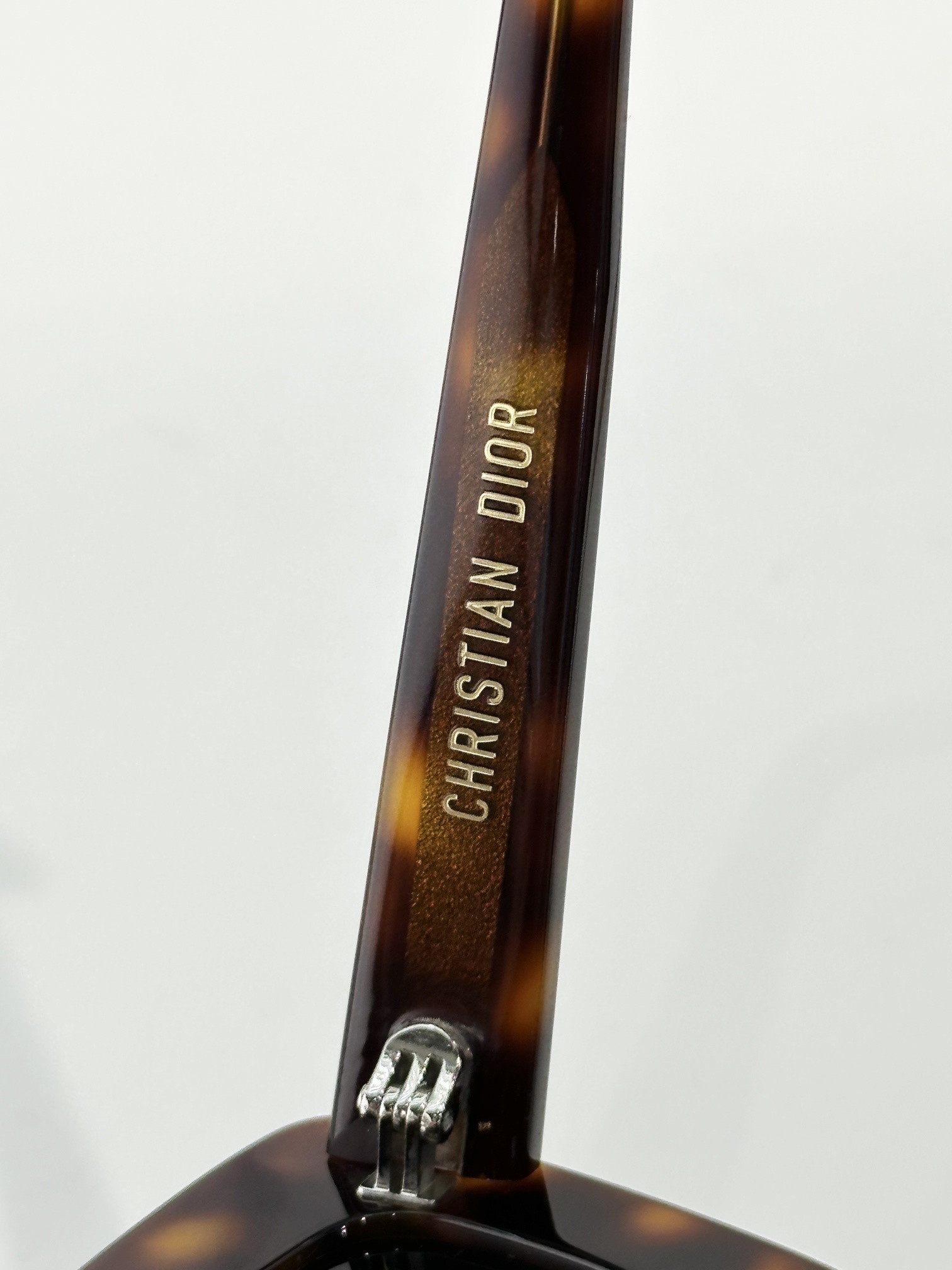 Christian Dior Luxury Cat-Eye Sunglasses – Designer Eyewear