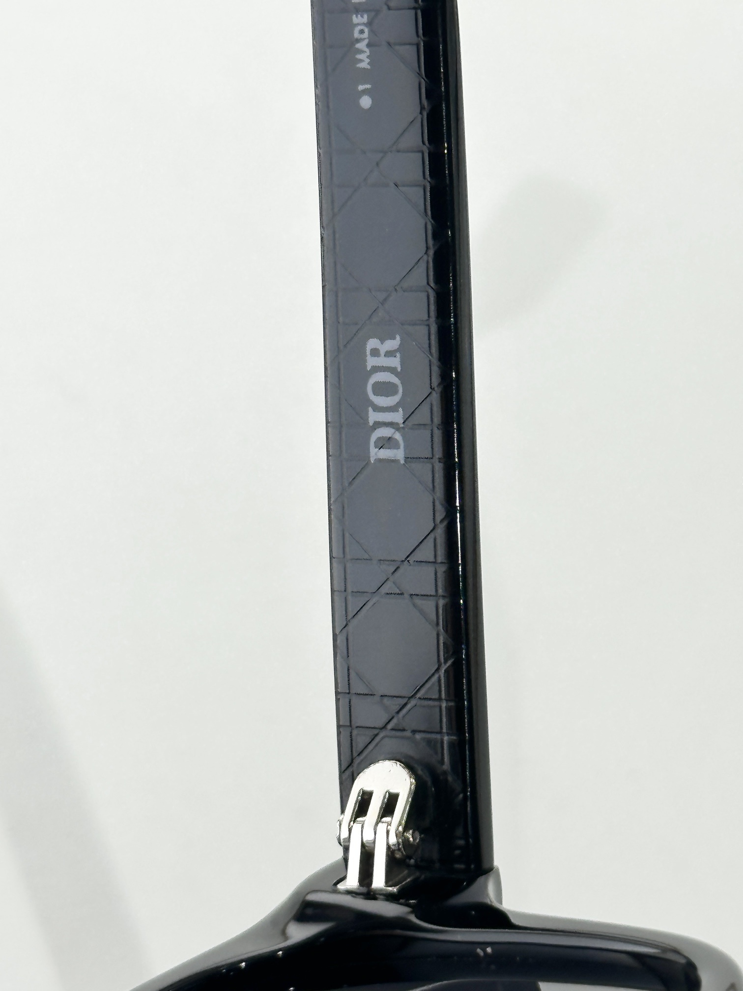 Dior CD Icon S4I Black Square Sunglasses – Luxury Men’s Eyewear