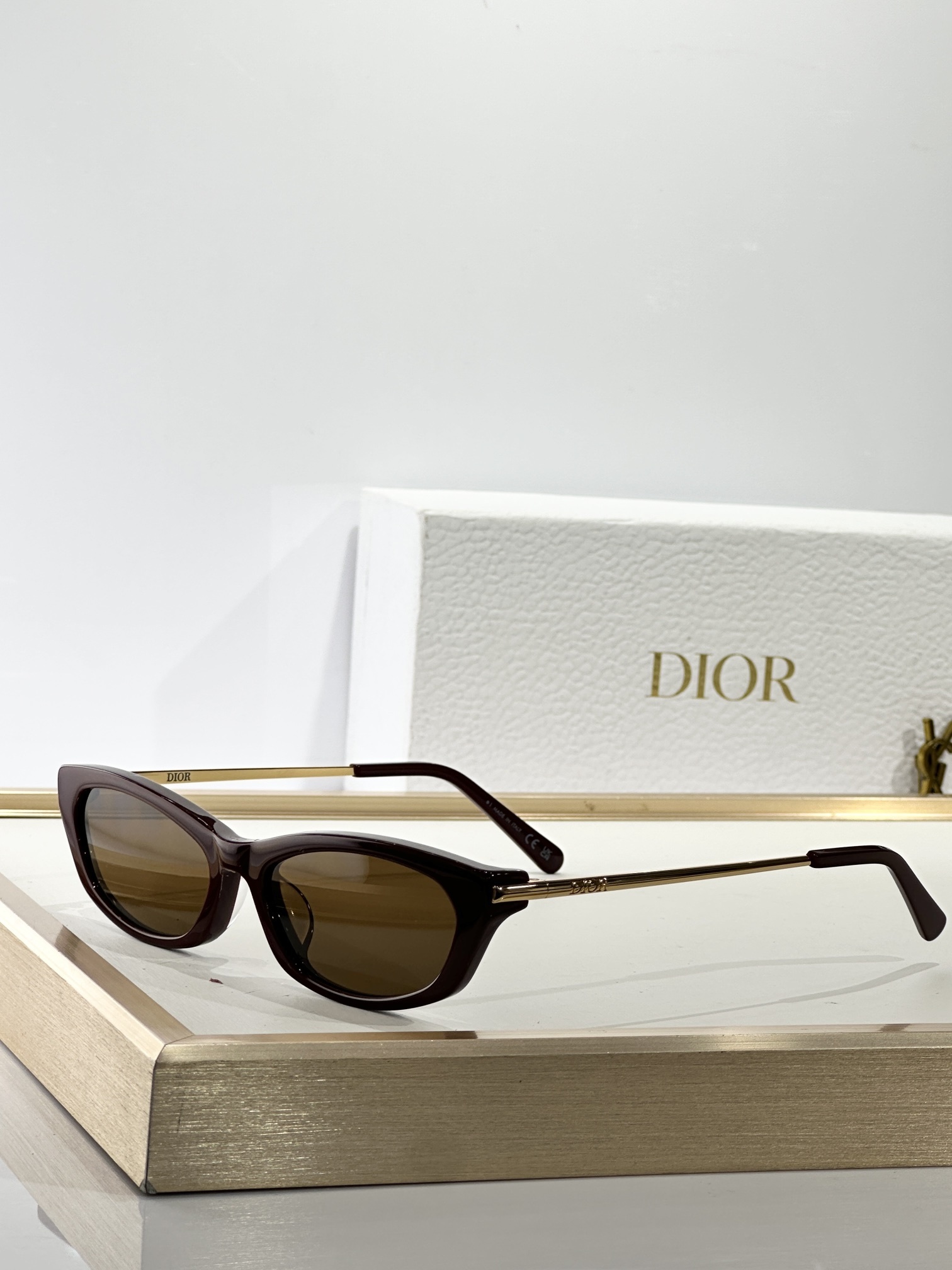 Dior Signature Slim Cat-Eye Sunglasses – Luxury Eyewear