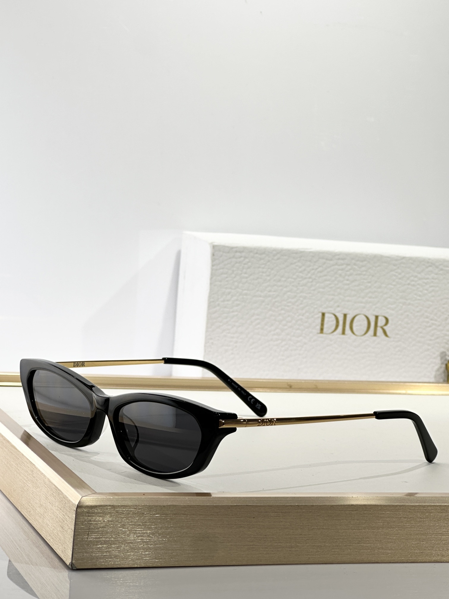 Dior Signature Slim Cat-Eye Sunglasses – Luxury Eyewear