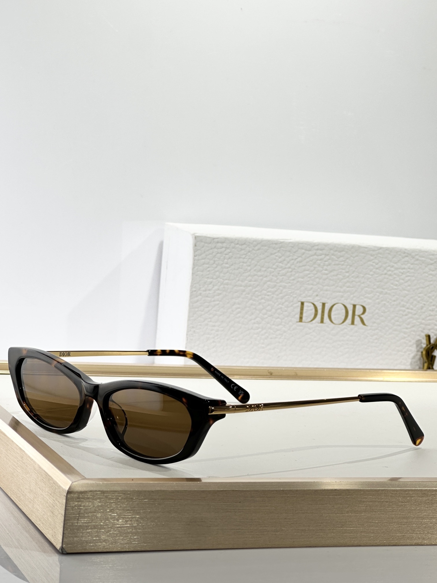 Dior Signature Slim Cat-Eye Sunglasses – Luxury Eyewear