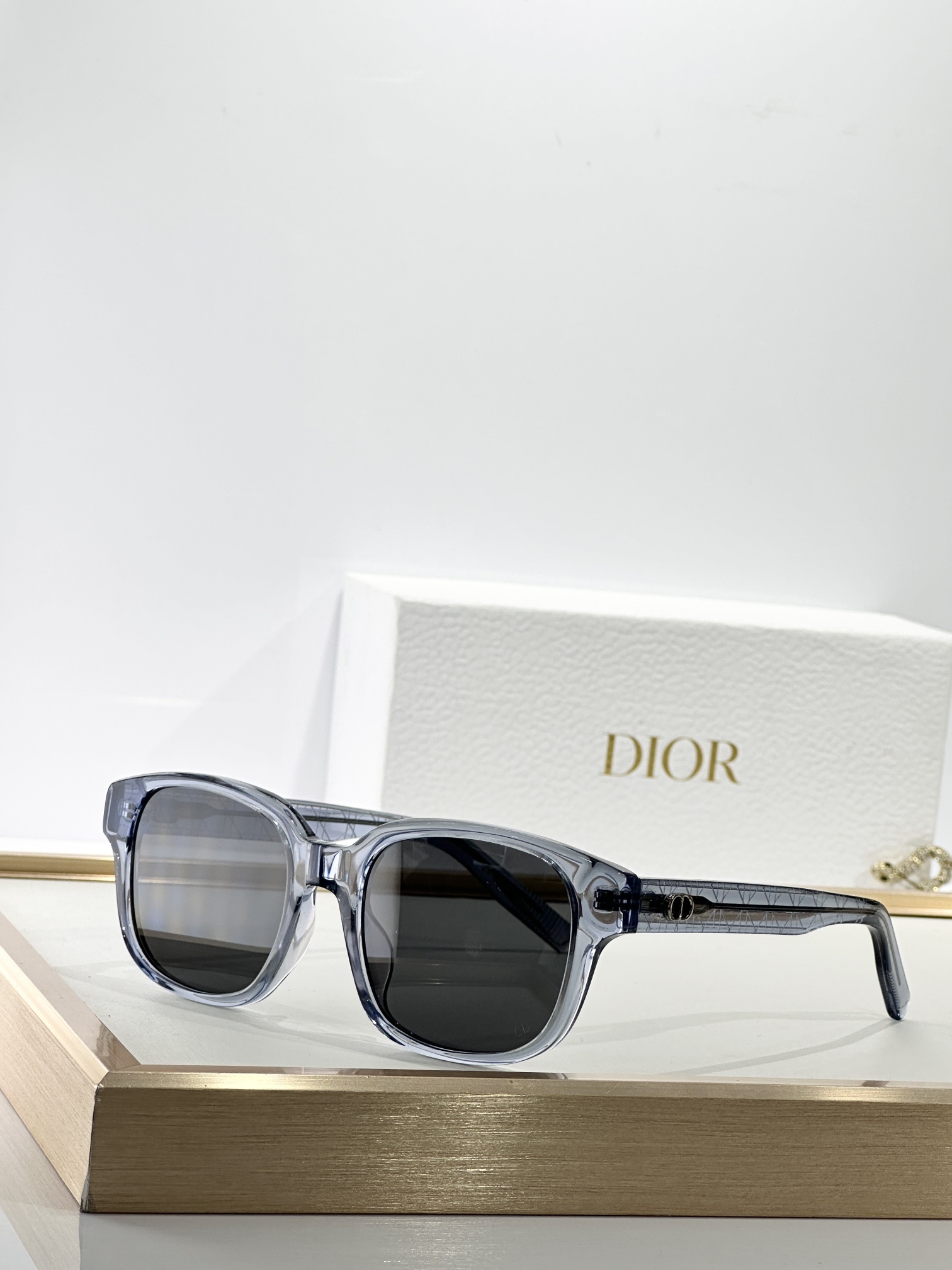 Dior Luxury Square Sunglasses – Iconic Designer Eyewear