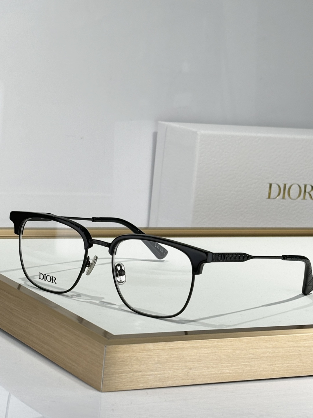 Dior Luxury Half-Rim Eyeglasses – Elegant Designer Frames