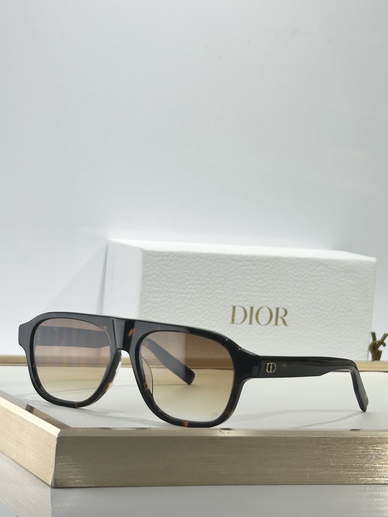 Dior Black Aviator Sunglasses gradient – Dior Black Aviator Sunglasses