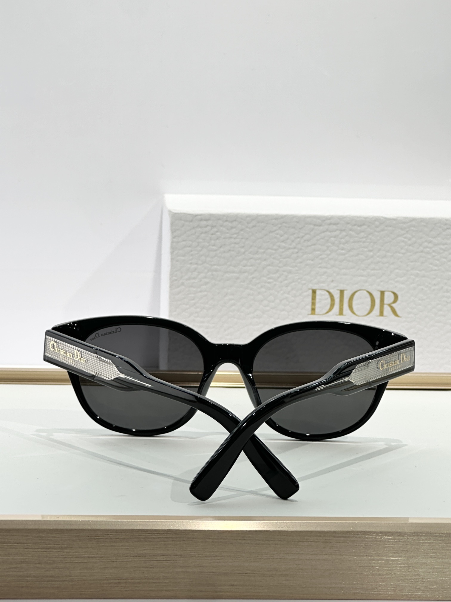 Dior Black Round Sunglasses with Logo Temple Detail