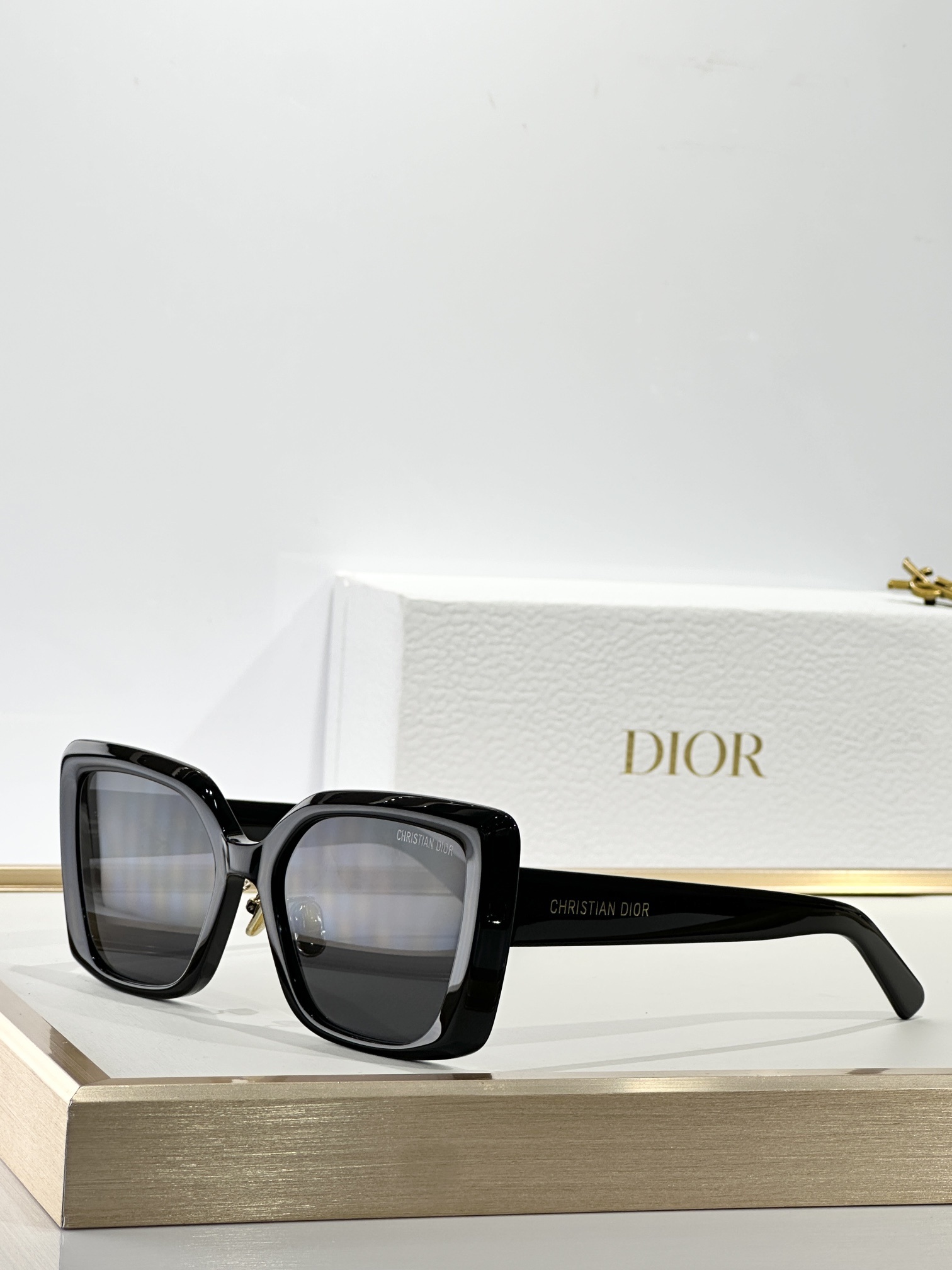 DiorMidnight S5I Black Square Sunglasses – Luxury Dior Eyewear