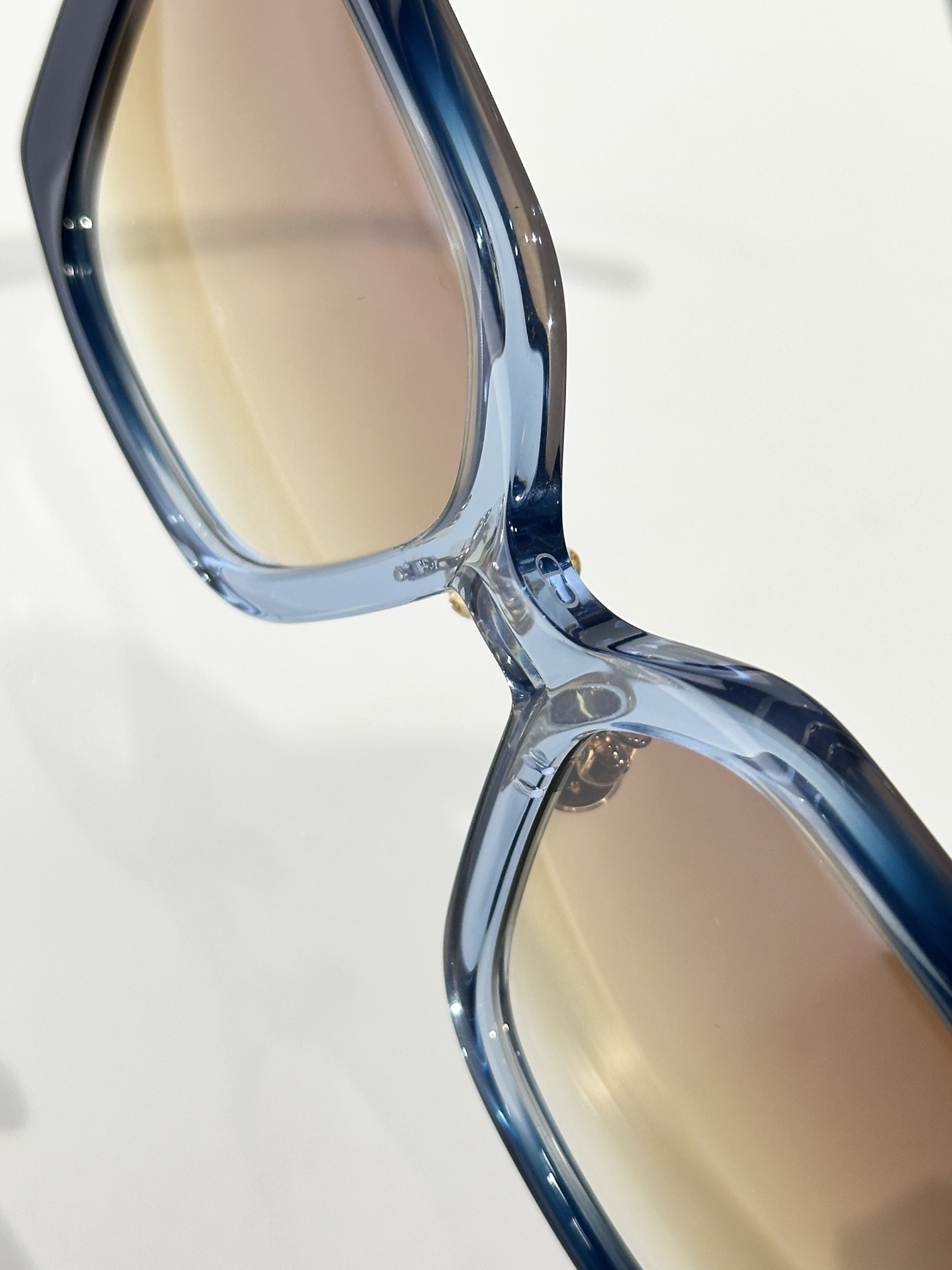 DiorMidnight S5I Square Sunglasses – Gray-to-Blue Gradient