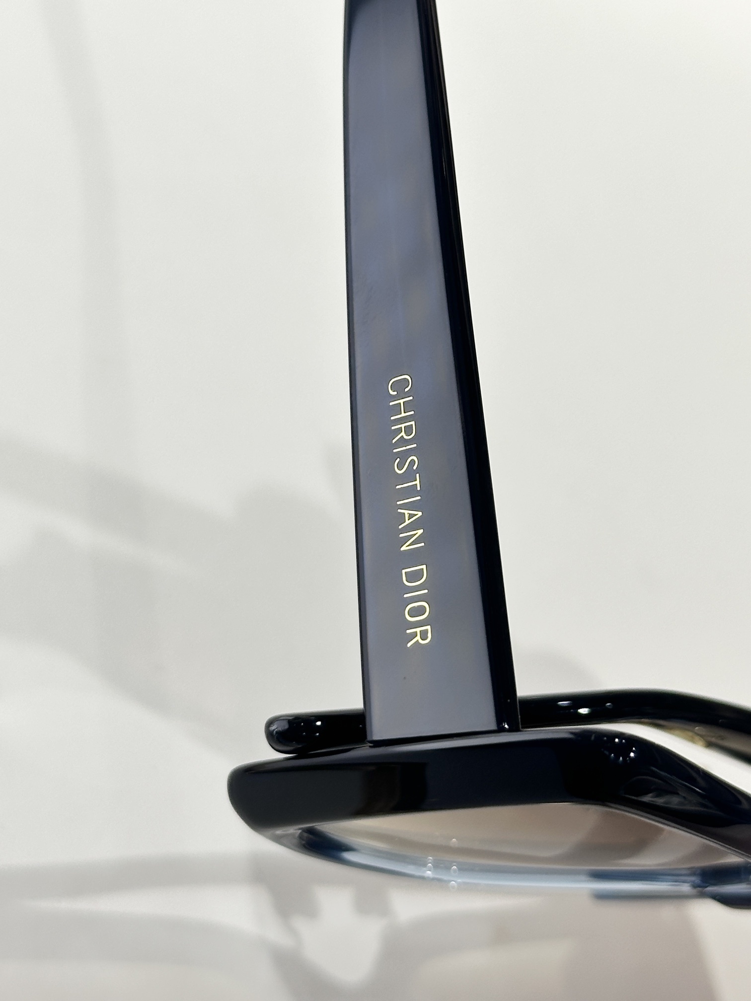 DiorMidnight S5I Square Sunglasses – Gray-to-Blue Gradient