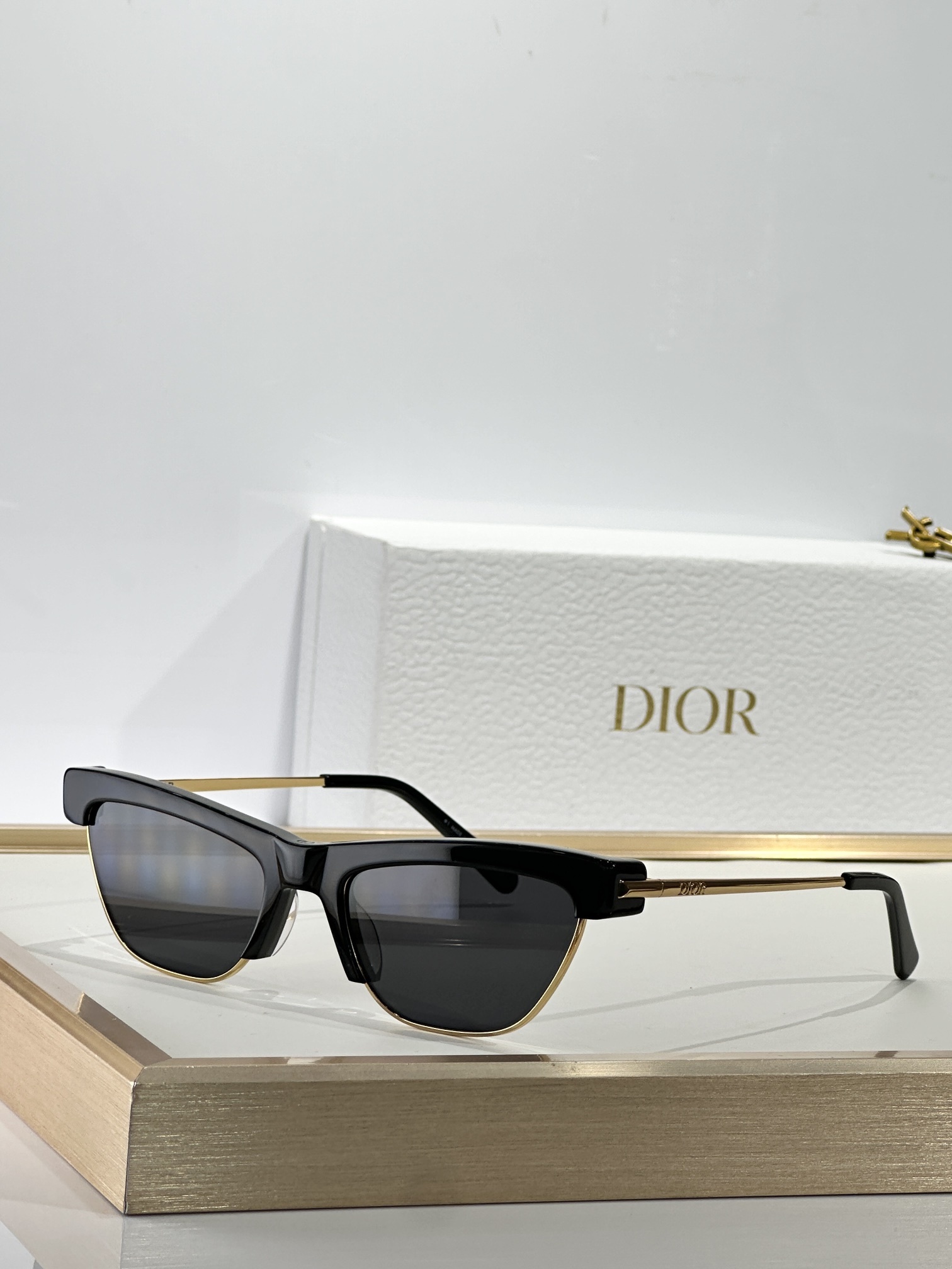 Dior Signature Cat-Eye Sunglasses – Luxury Designer Eyewear