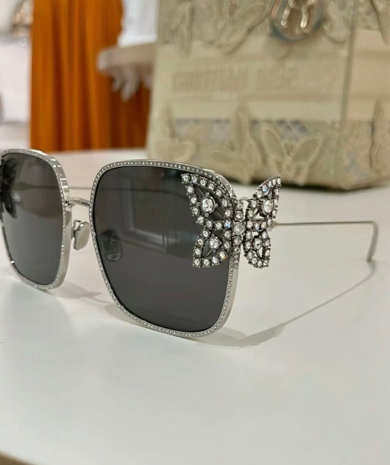 DiorFantastica Butterfly Crystal Square Sunglasses
