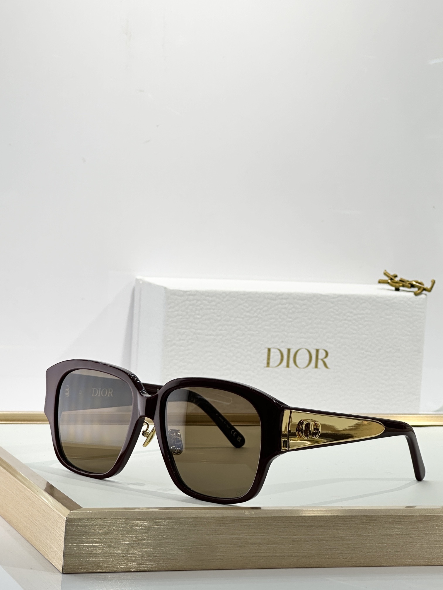 Dior Signature Oversized Square Sunglasses – Luxury Eyewear