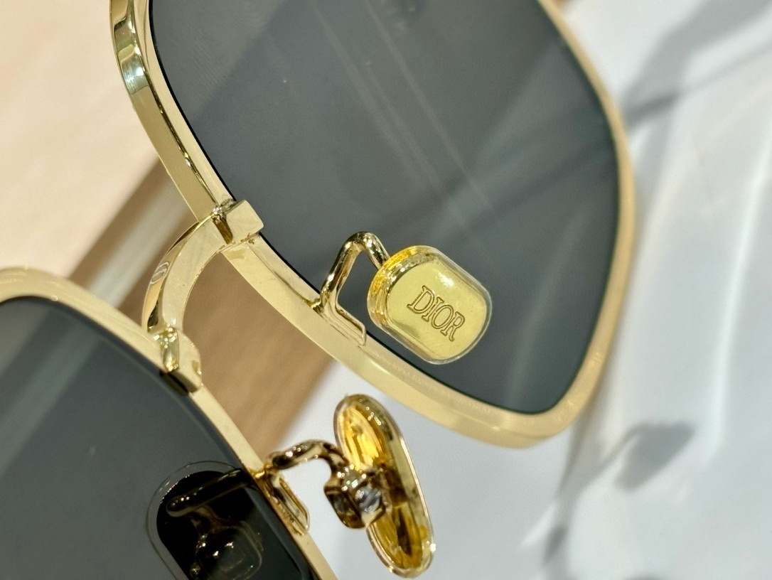 Luxury Butterfly Crystal Square Sunglasses for Women – Gold