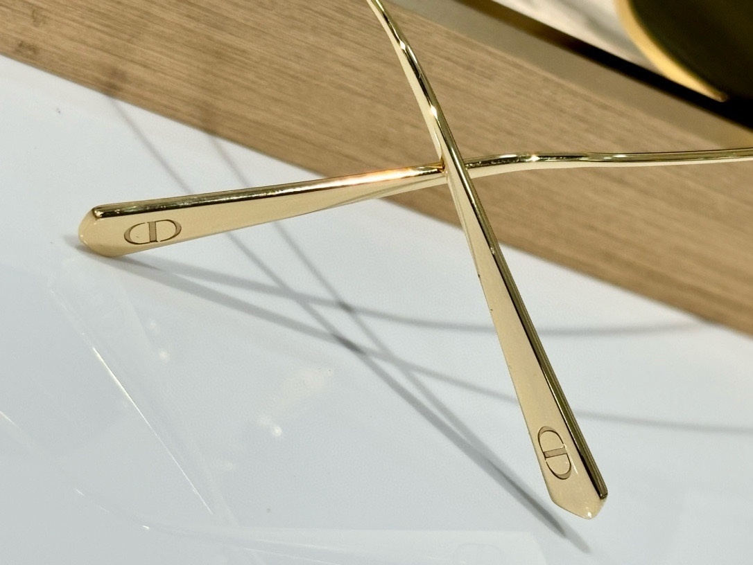 Luxury Butterfly Crystal Square Sunglasses for Women – Gold