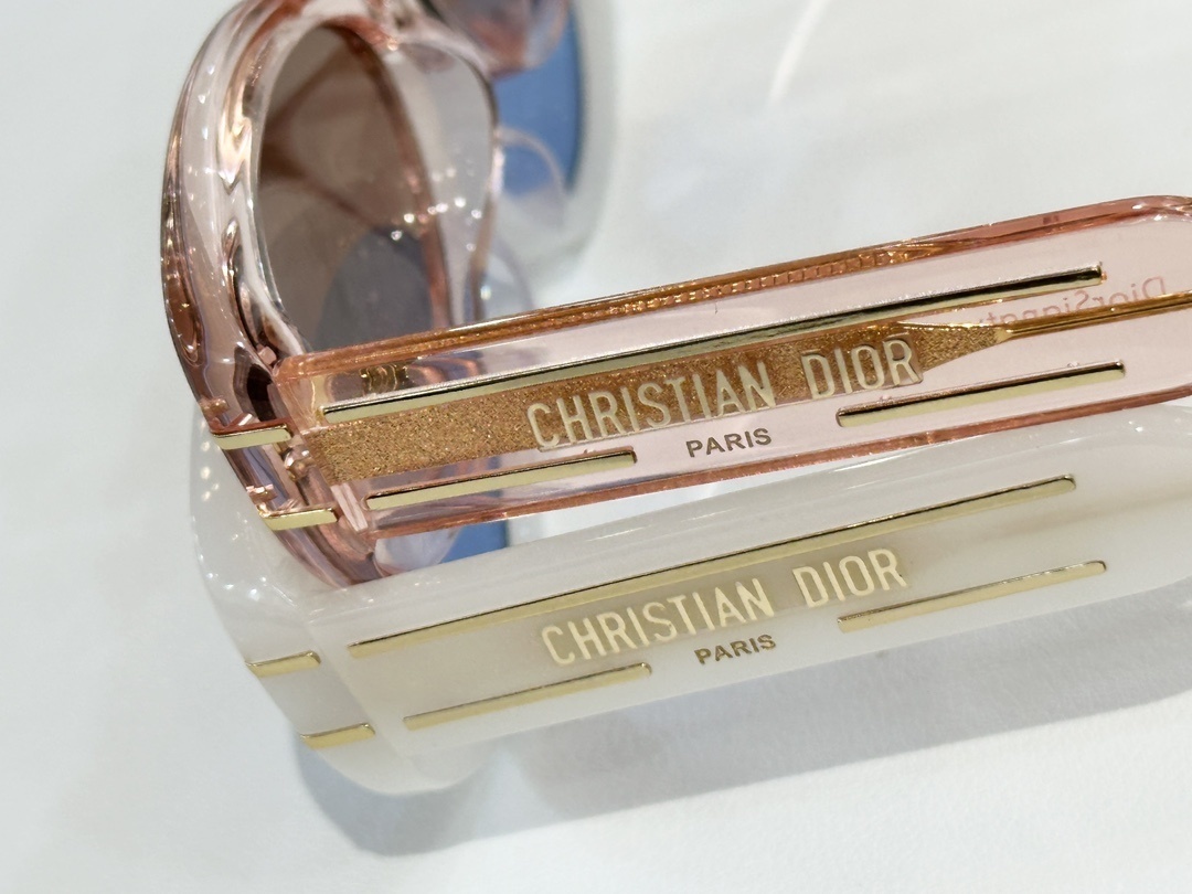 Dior Signature Cat-Eye Sunglasses – Luxury Designer Eyewear