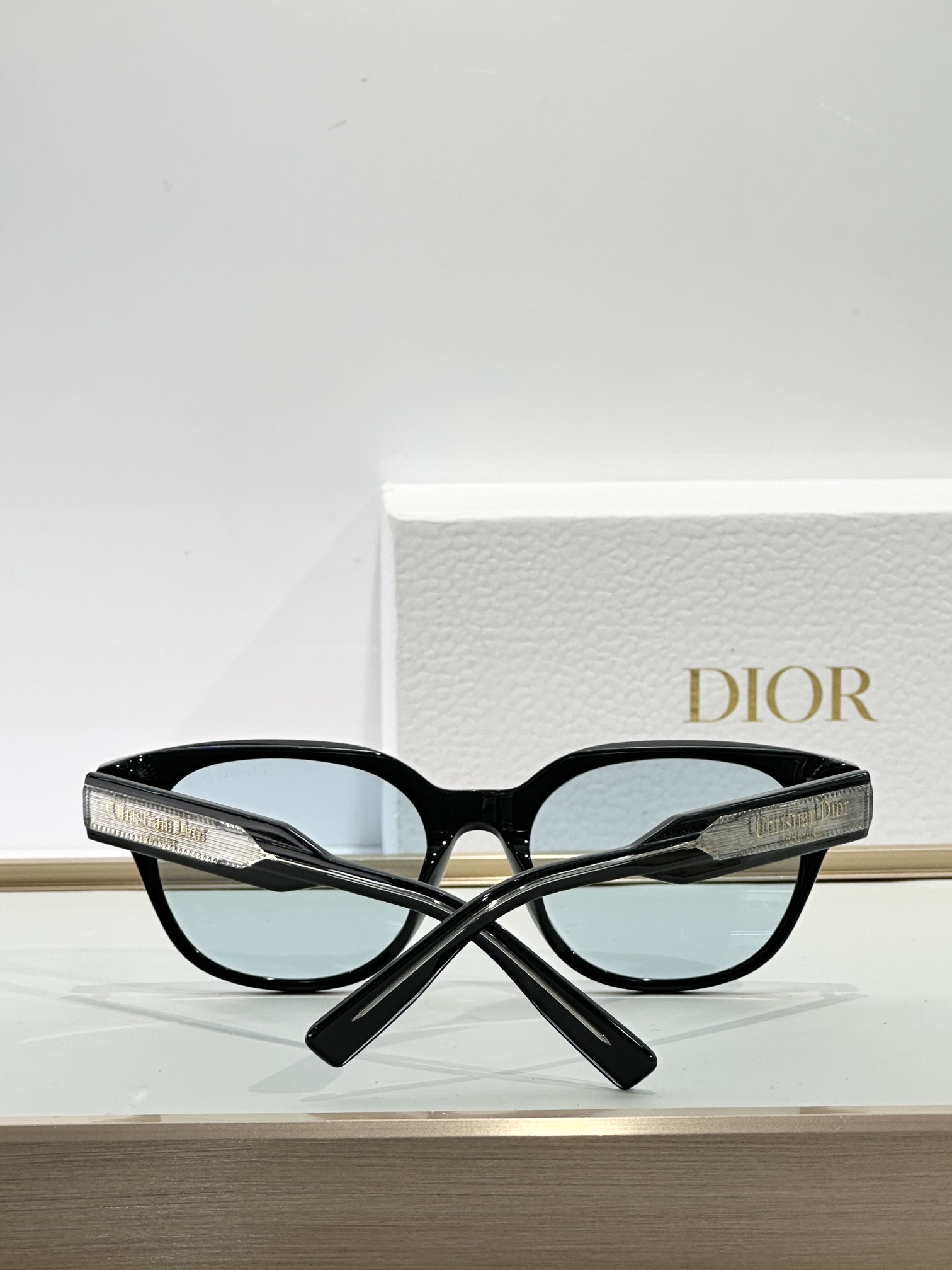 Christian Dior Label R1F Black Sunglasses with Gradient Lenses
